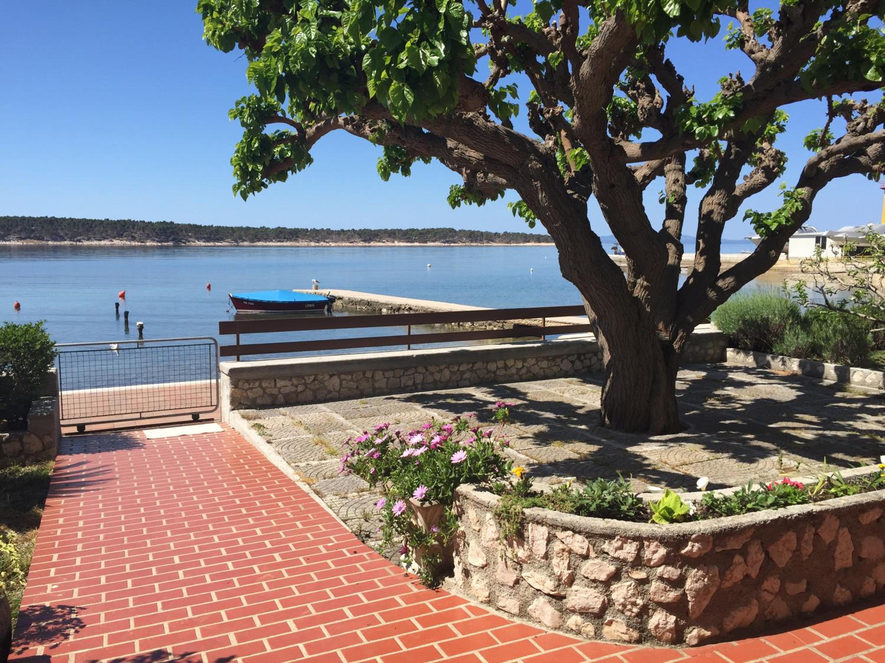 Apartment with Sea View 2 - Photo 29