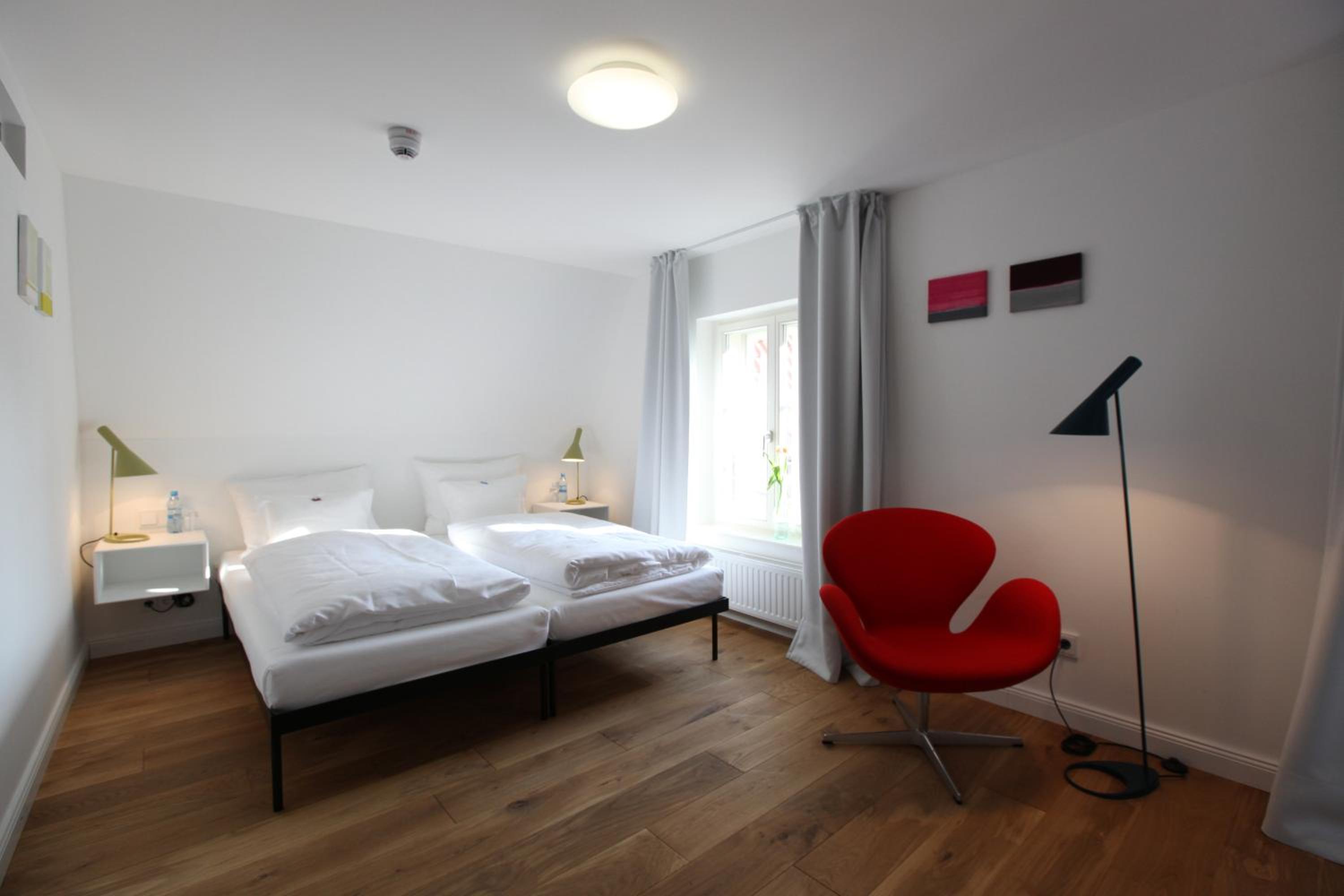 Double Room - Photo 9