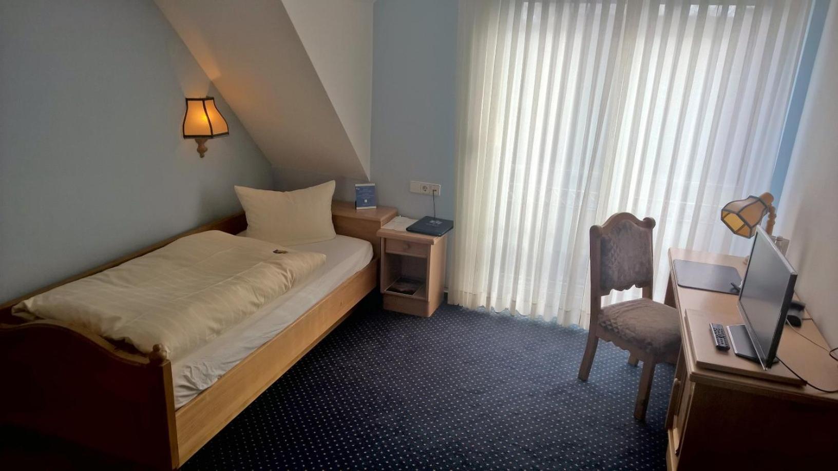 Standard Single Room photo 2