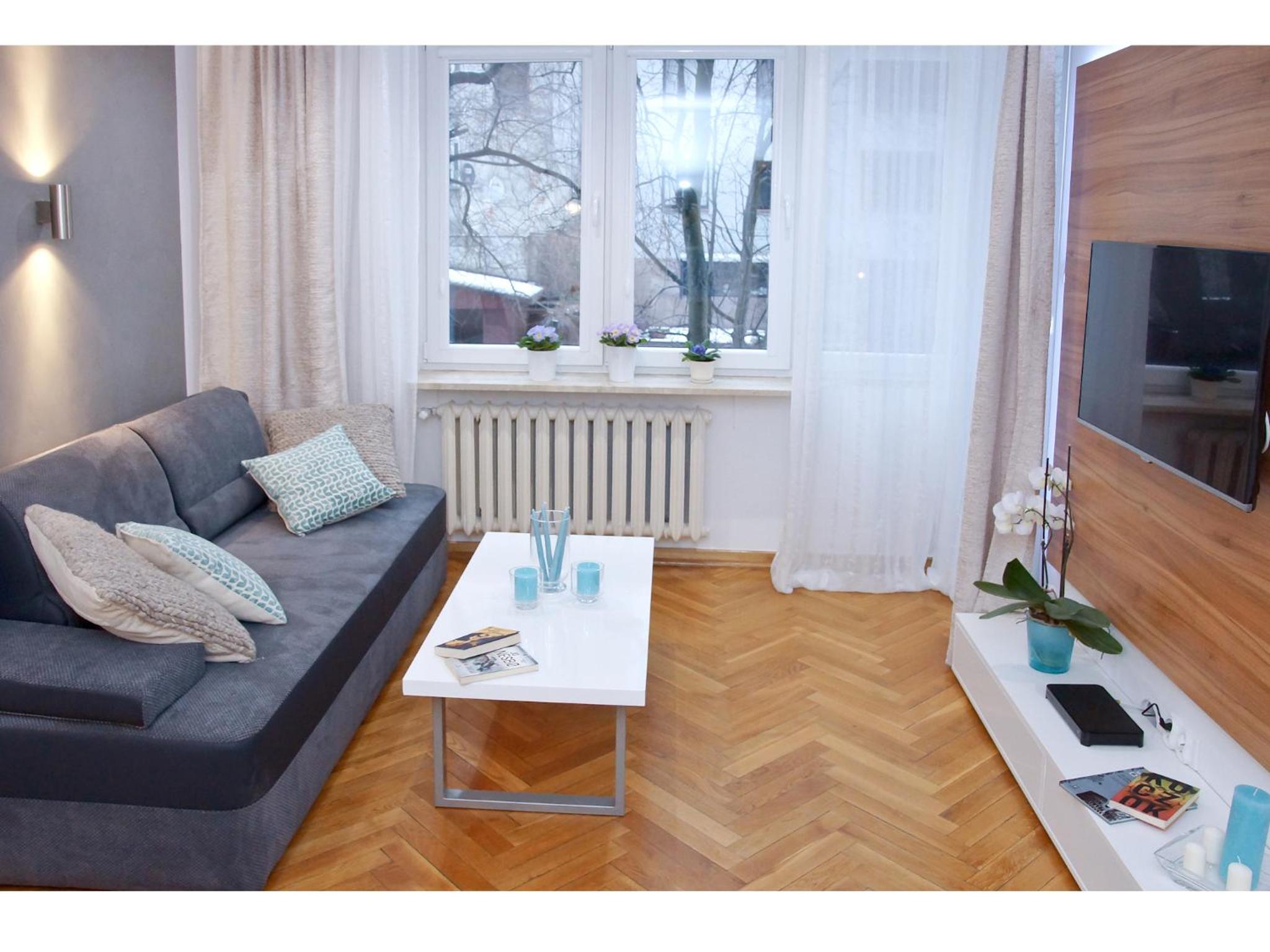 One-Bedroom Apartment - Photo 4