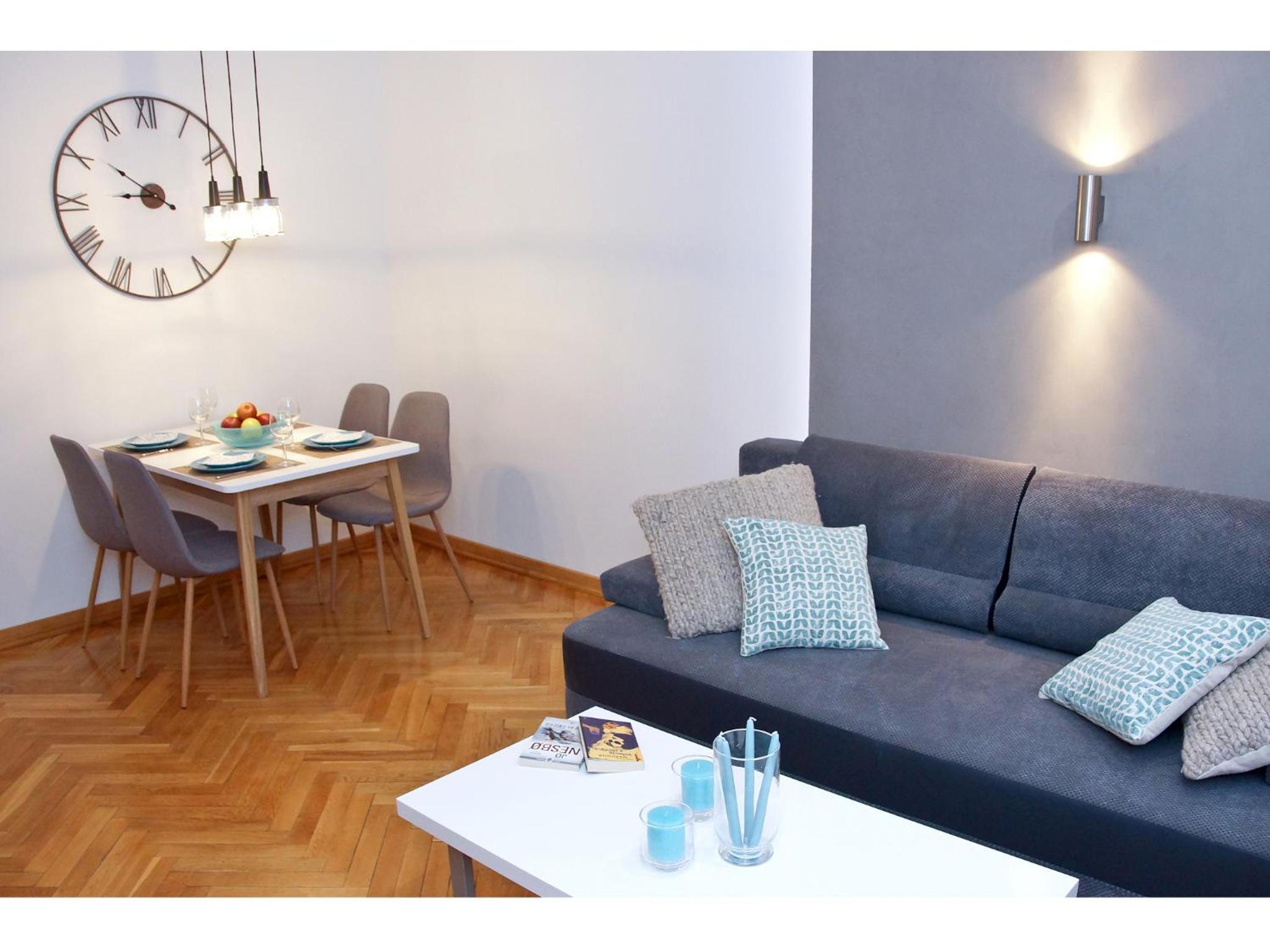 One-Bedroom Apartment - Photo 5