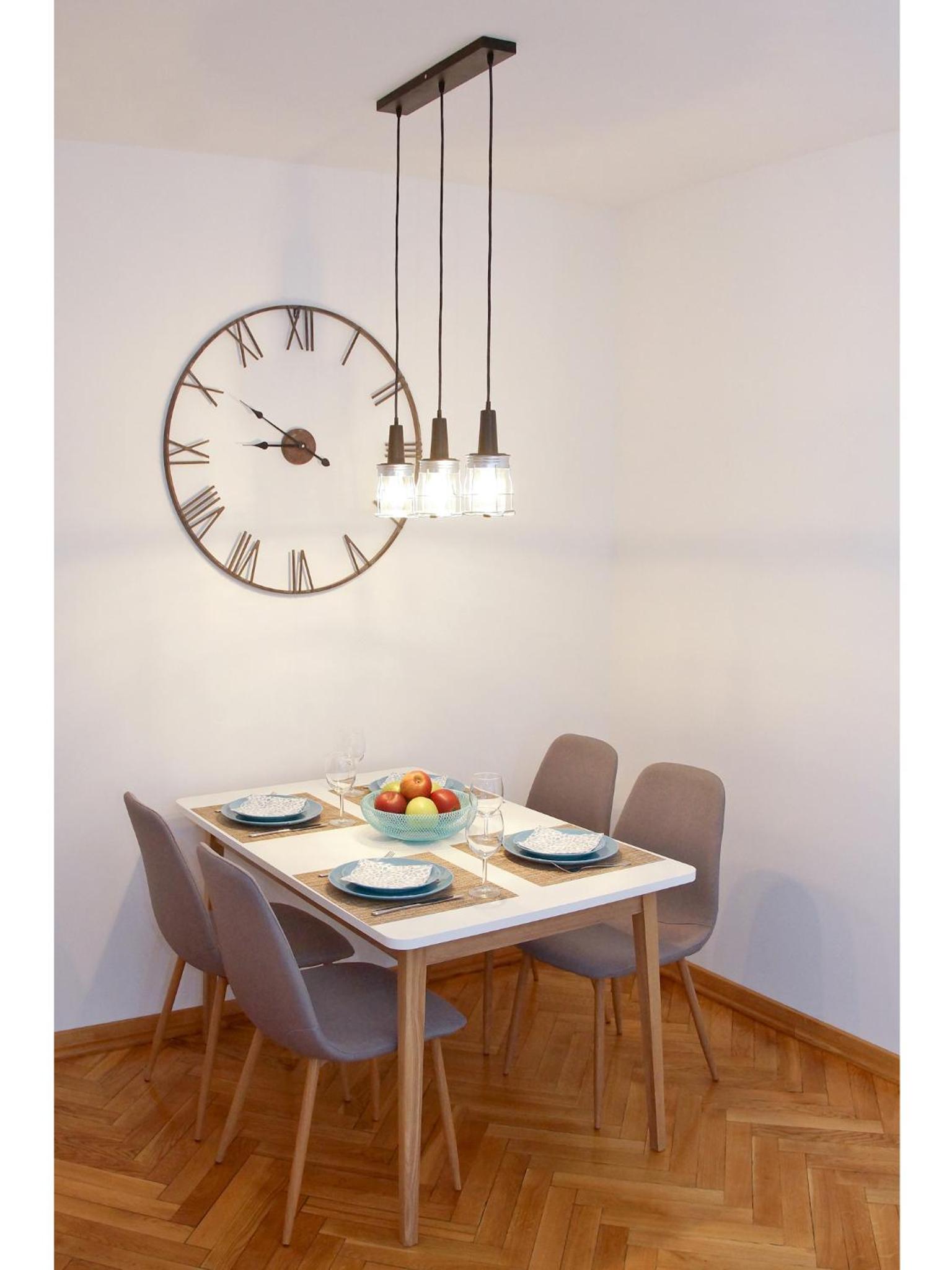 One-Bedroom Apartment - Photo 6