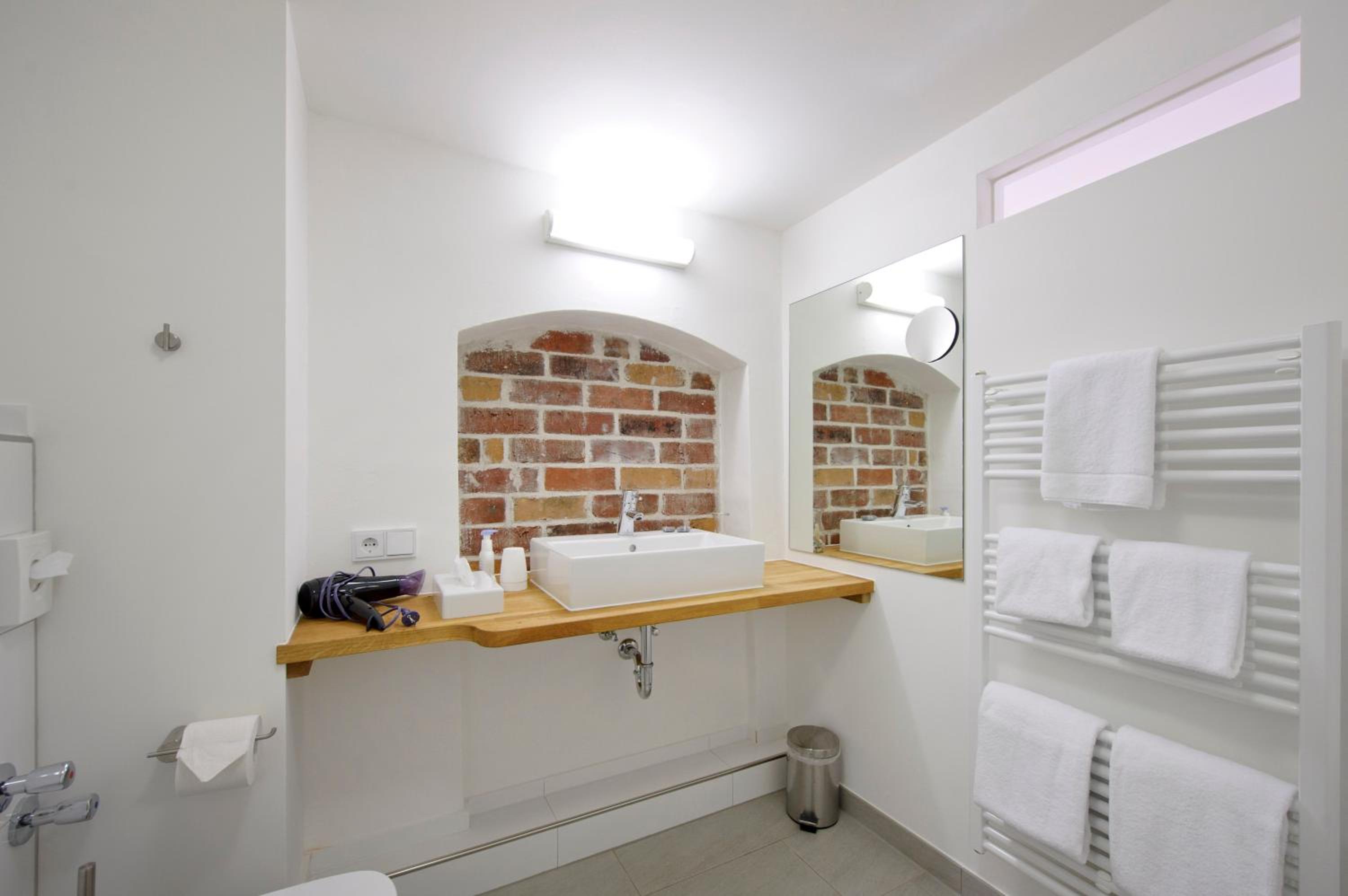 Double Room - Photo 19