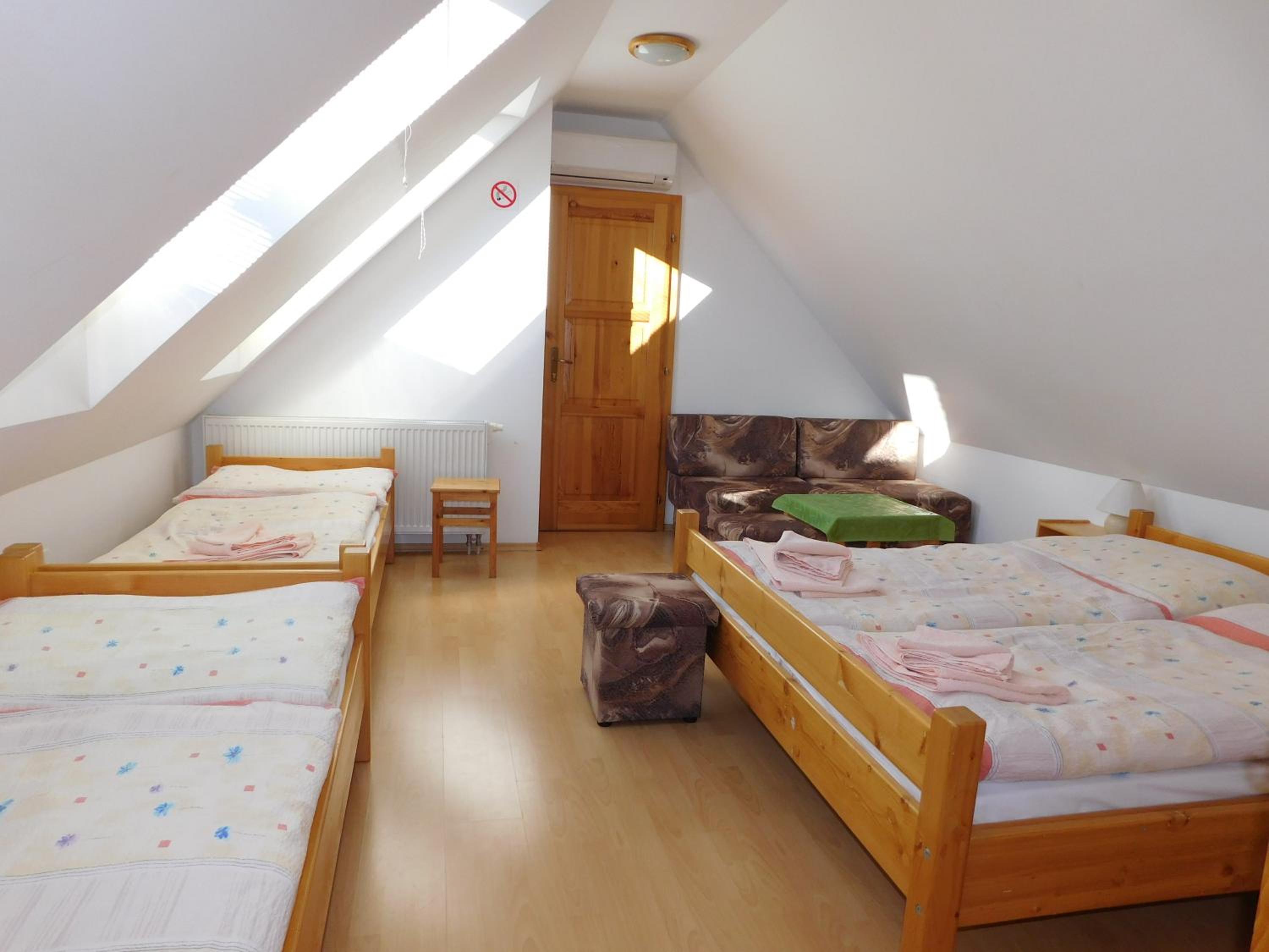 Quadruple Room photo 2
