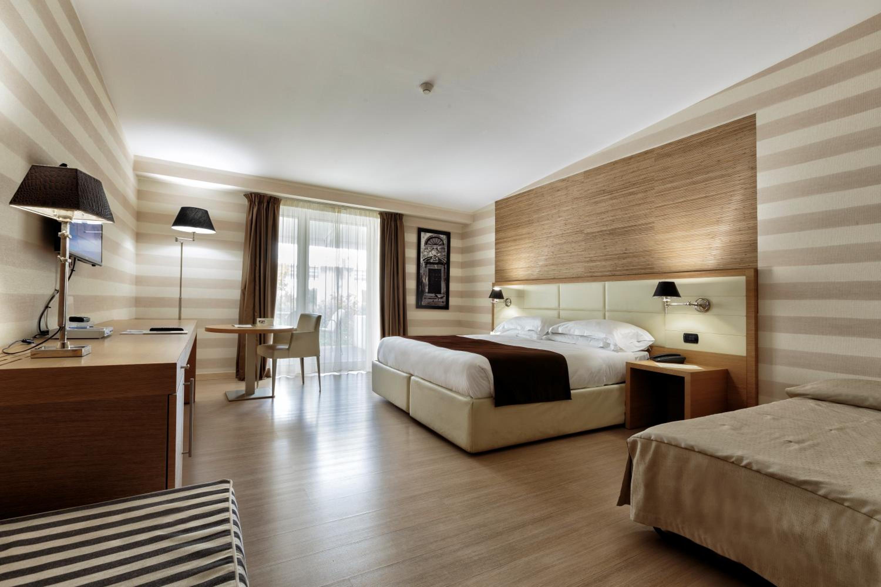 Double Room - Annex - Photo 8