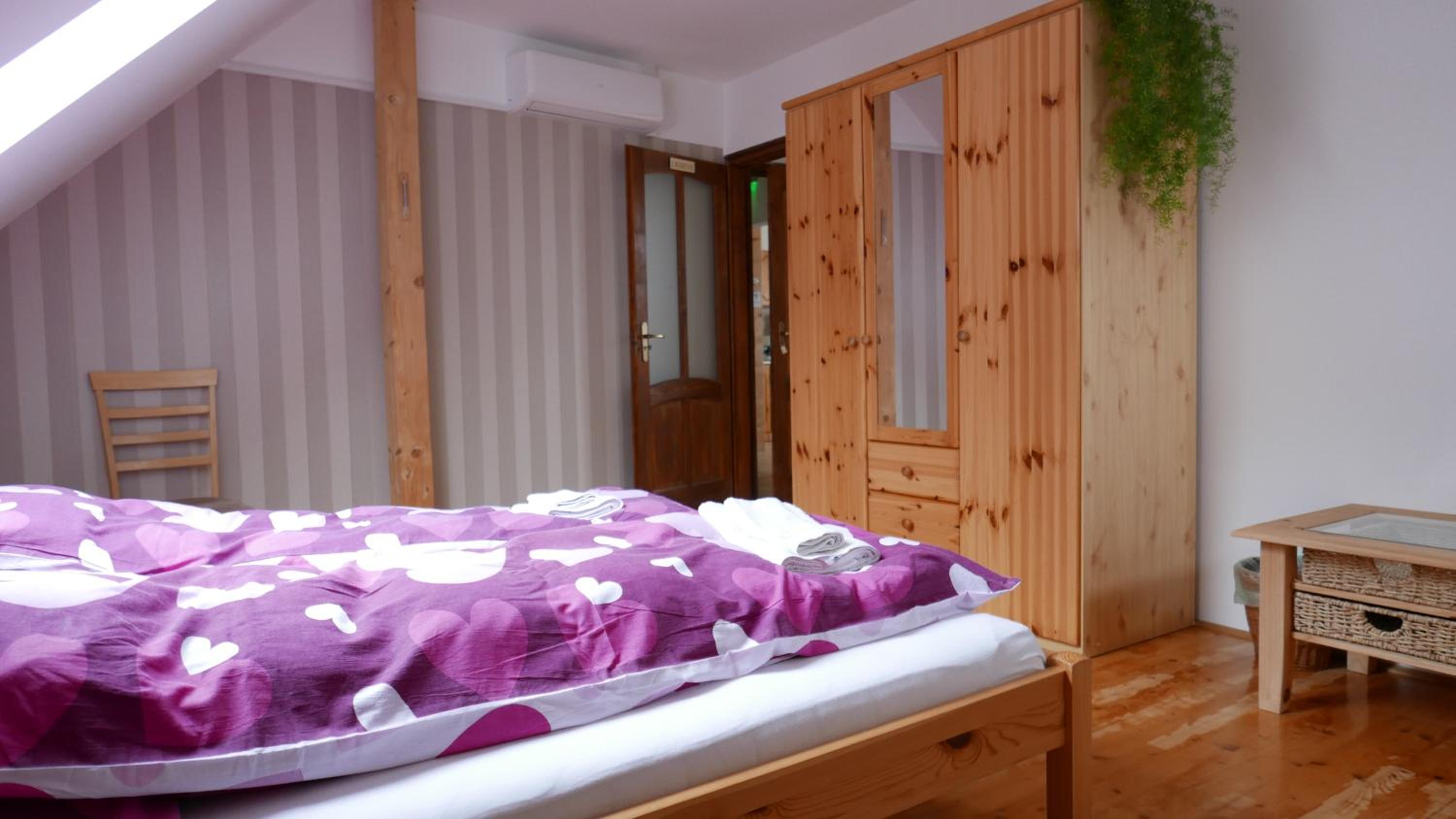 Quadruple Room - Photo 2