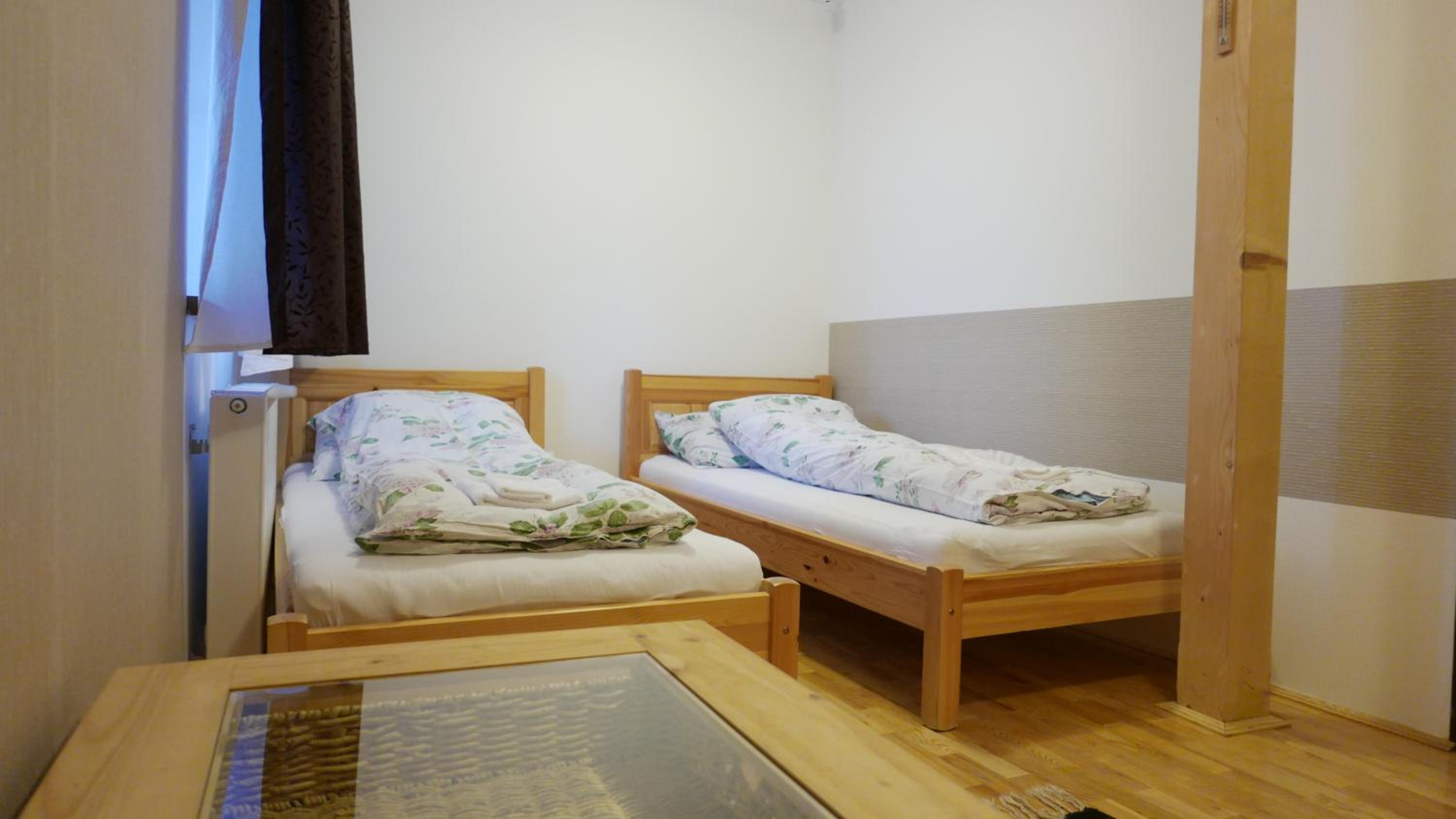 Twin Room with Garden View - Photo 3
