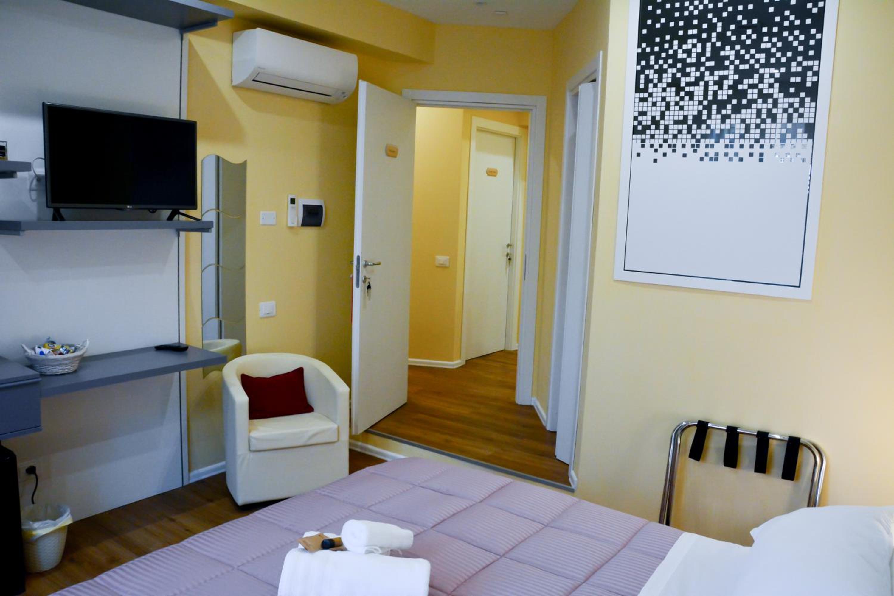Double Room with Terrace 3 - Photo 6