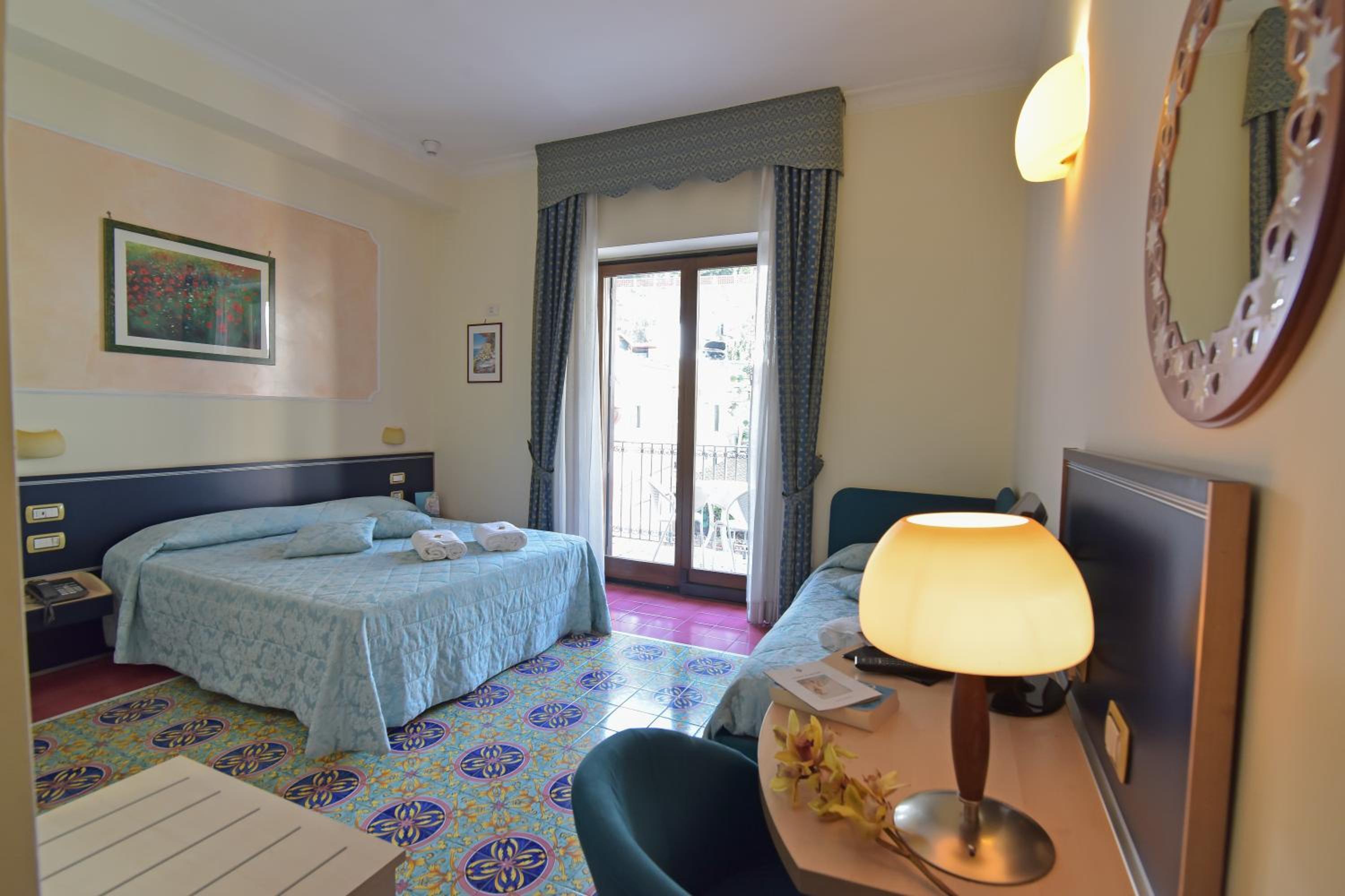 Triple Room - Photo 1