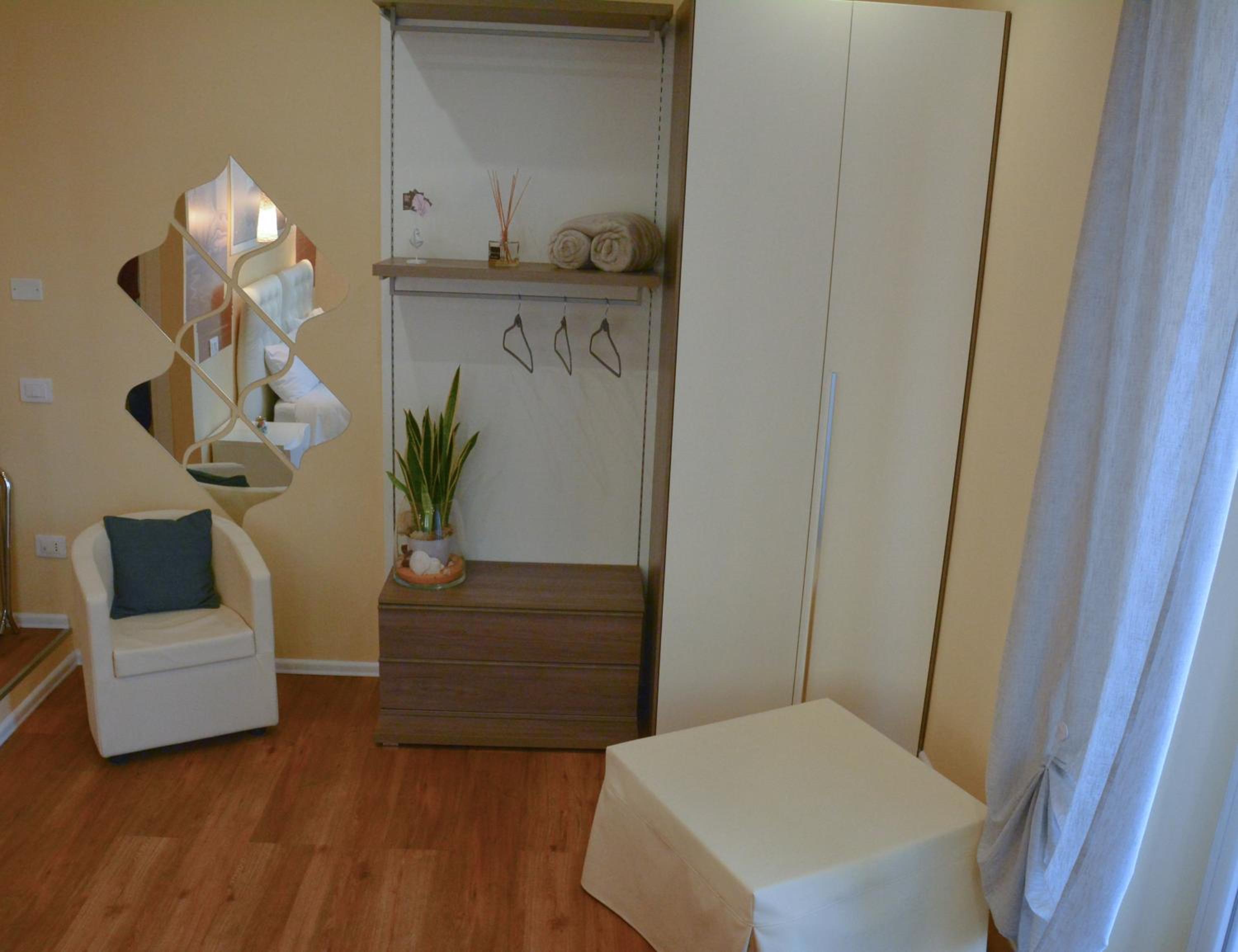 Double Room with Terrace 1 - Photo 11
