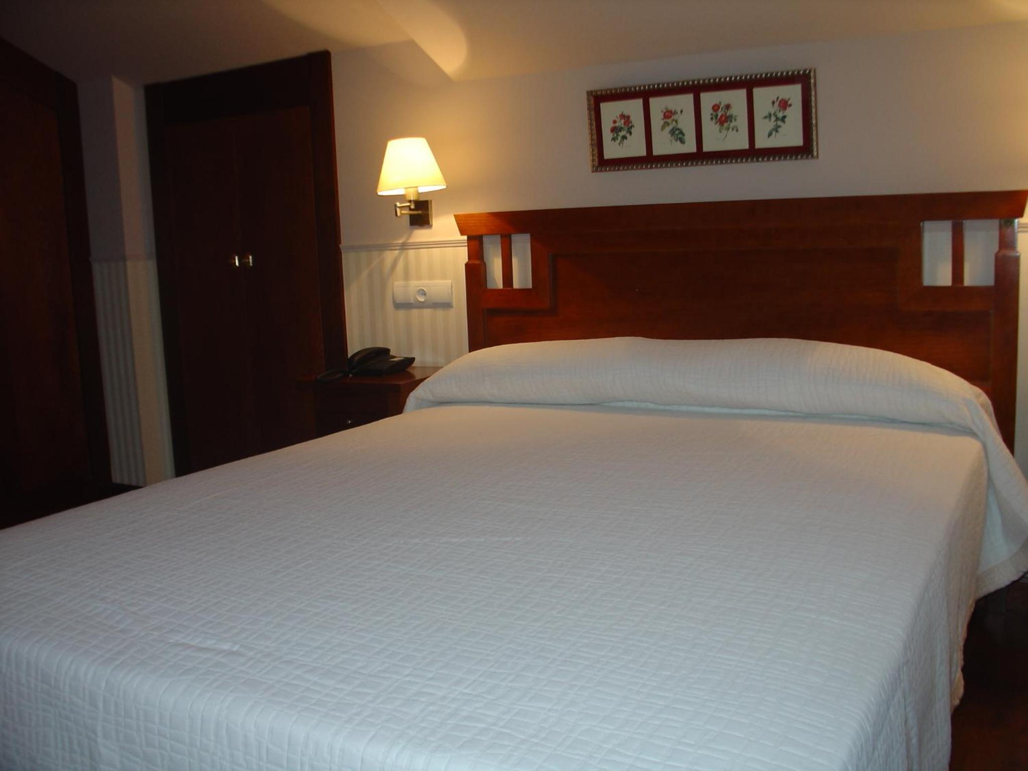 Double Room - Photo 4