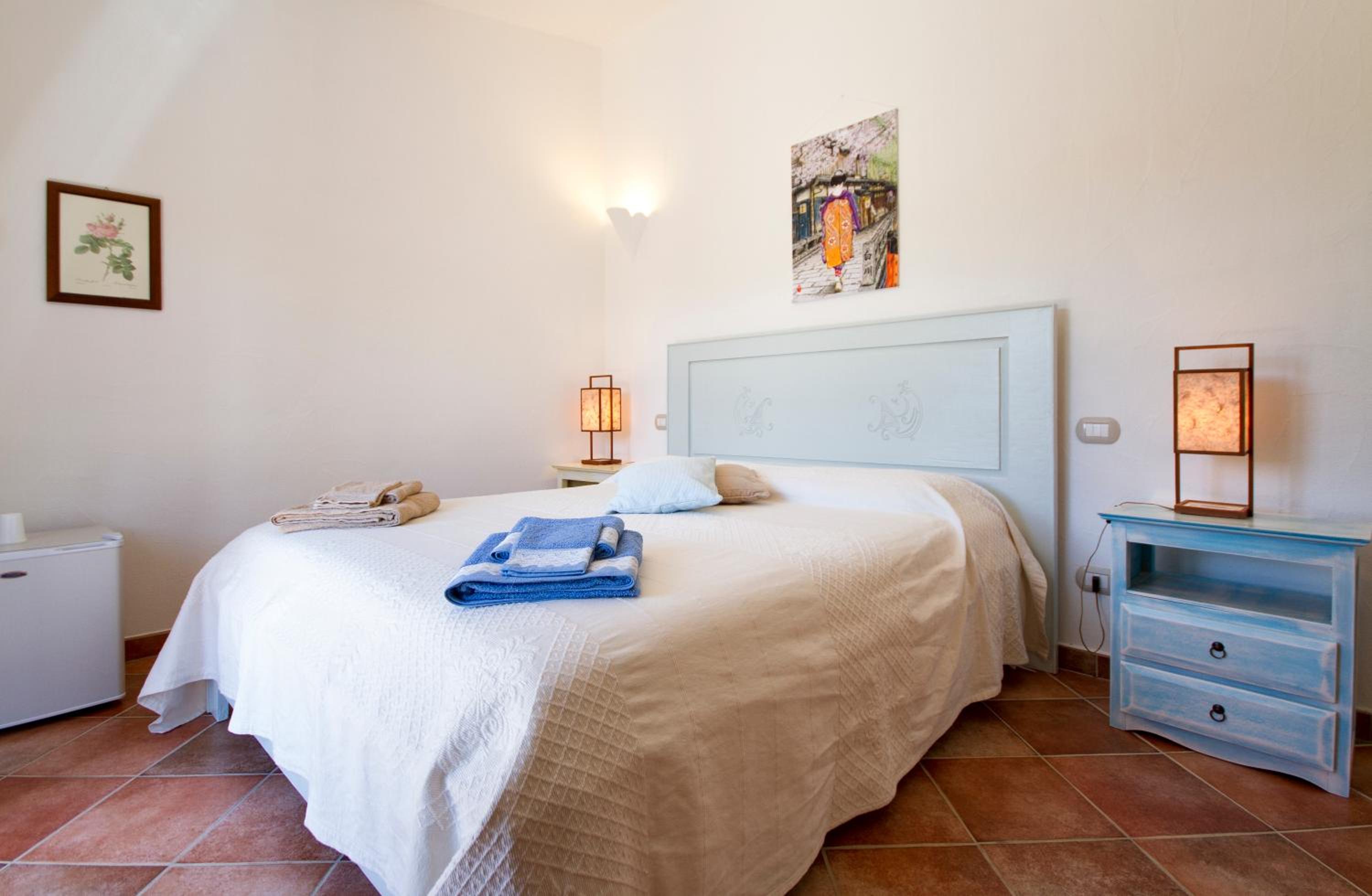 Double Room with Garden View - Photo 2