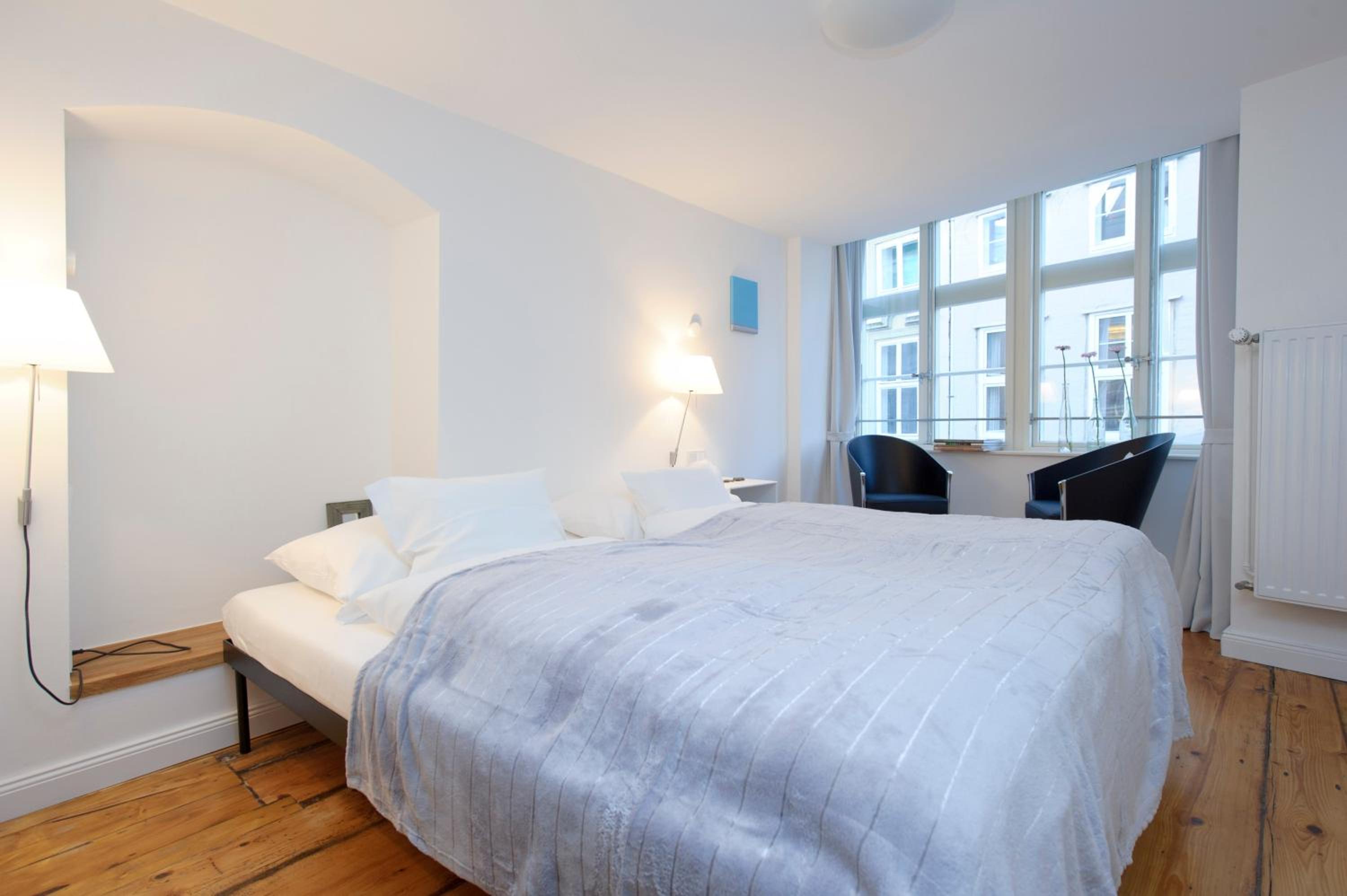 Double Room - Photo 6
