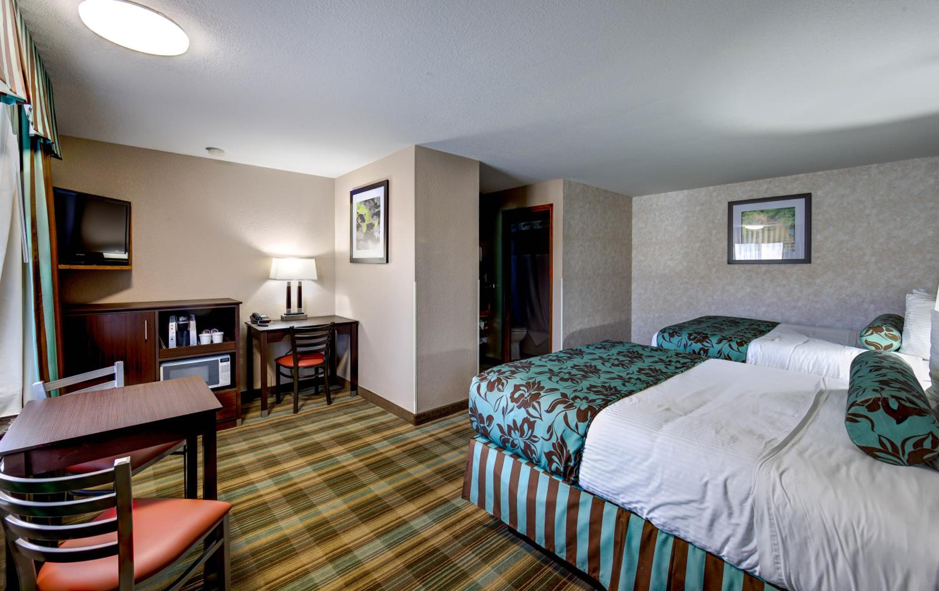 Queen Room With Two Queen Beds