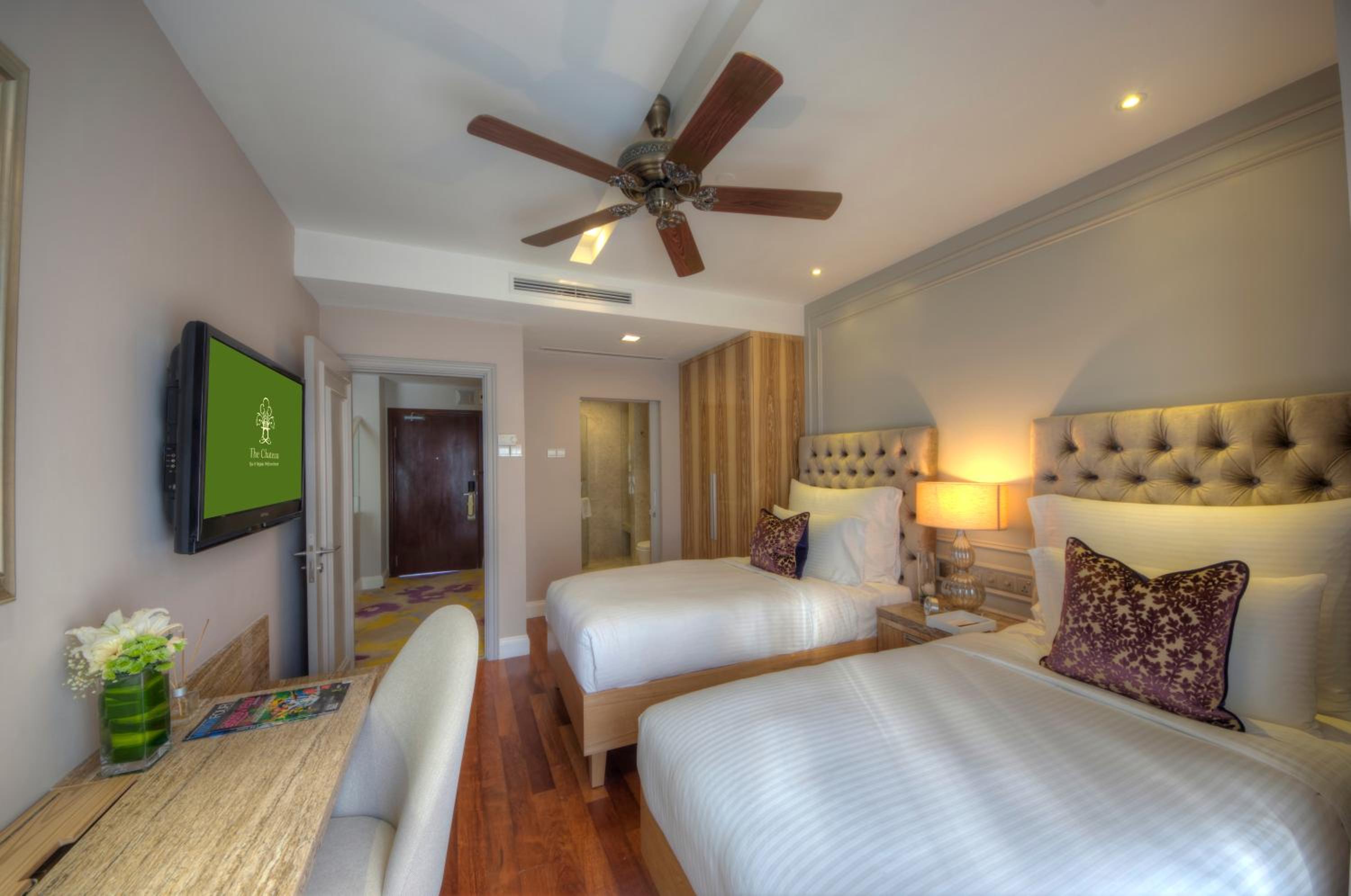 Two-Bedroom Suite - Photo 2