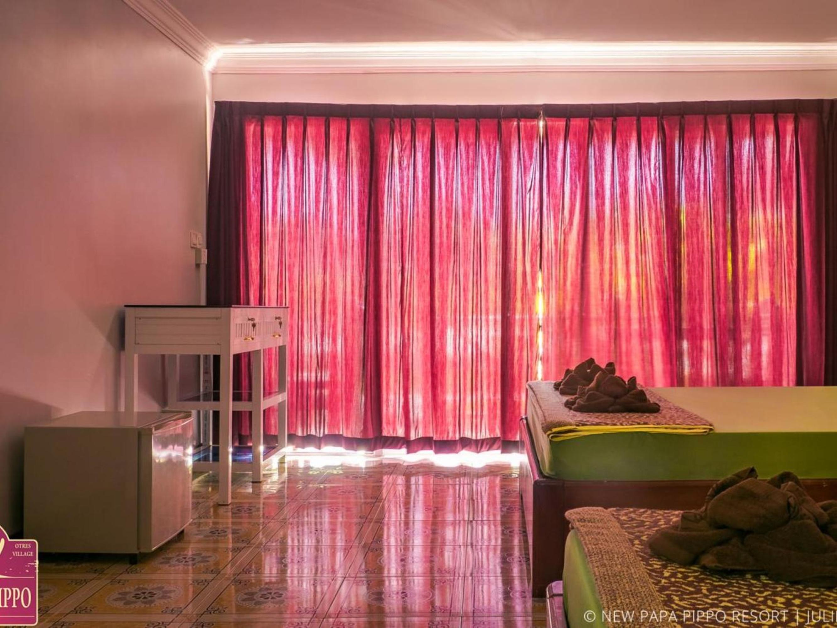 Deluxe Bungalow photo 1