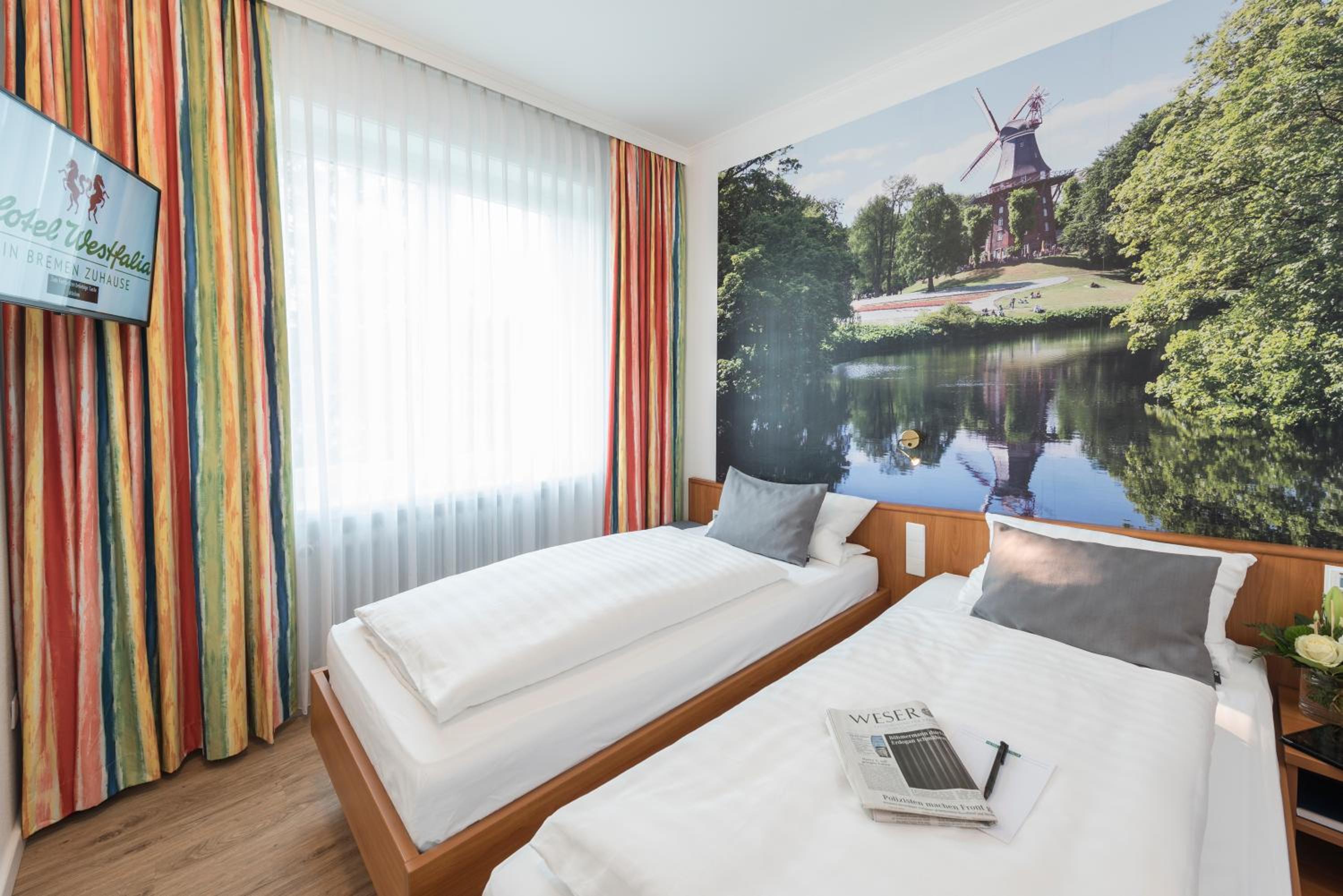 Standard Double or Twin Room - Photo 6