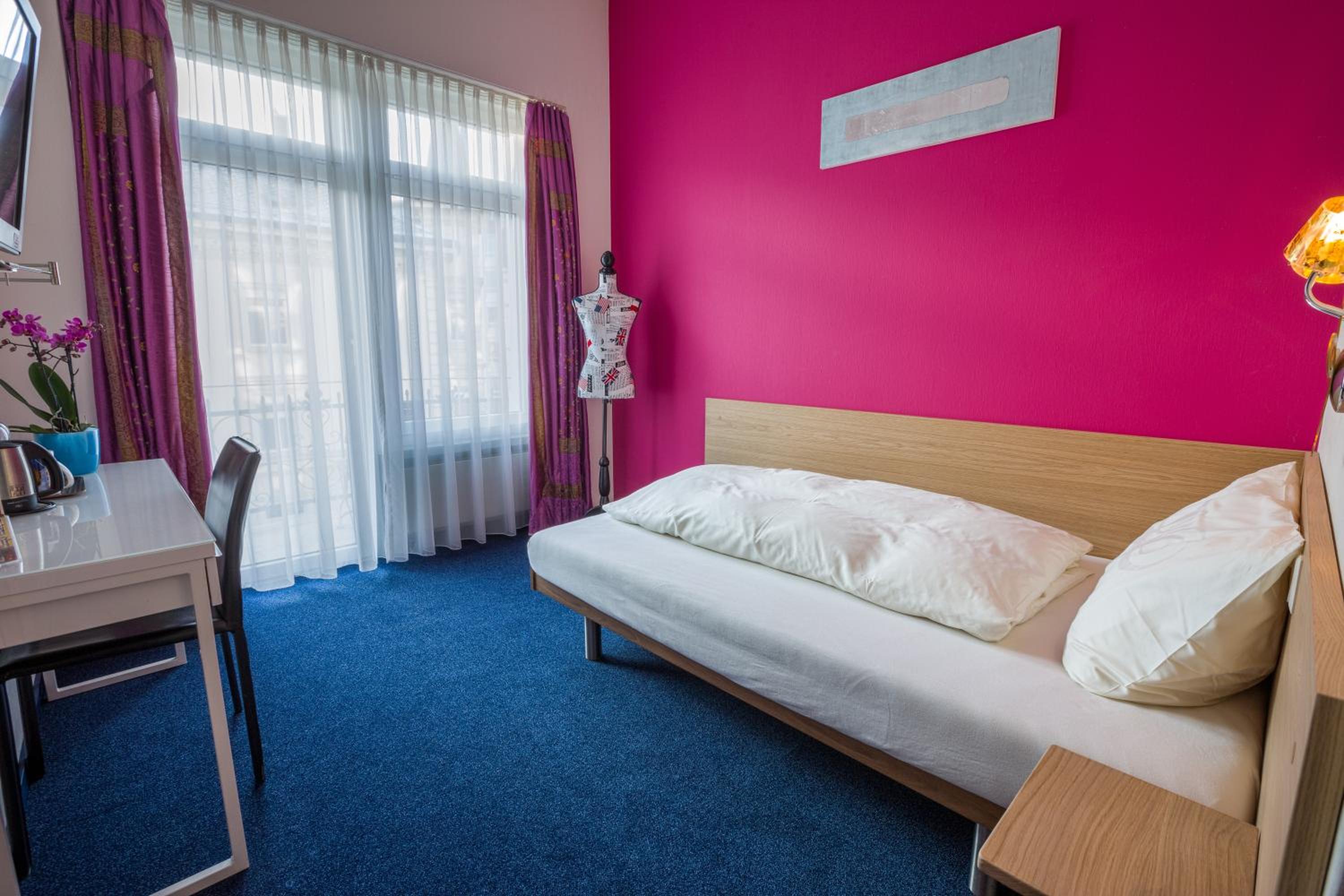 Easy Single Room photo 3