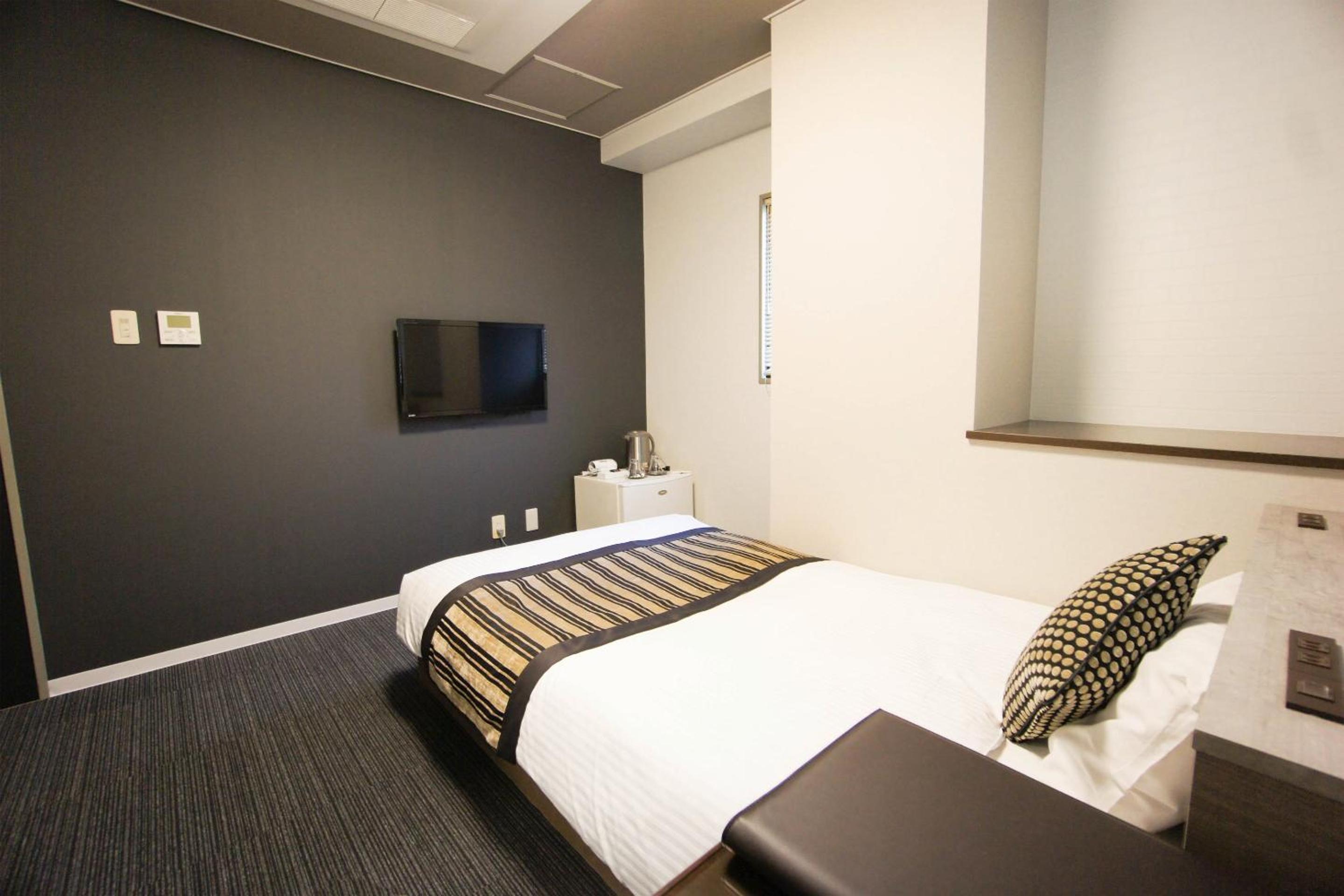 Double Room - Non-Smoking  photo 1
