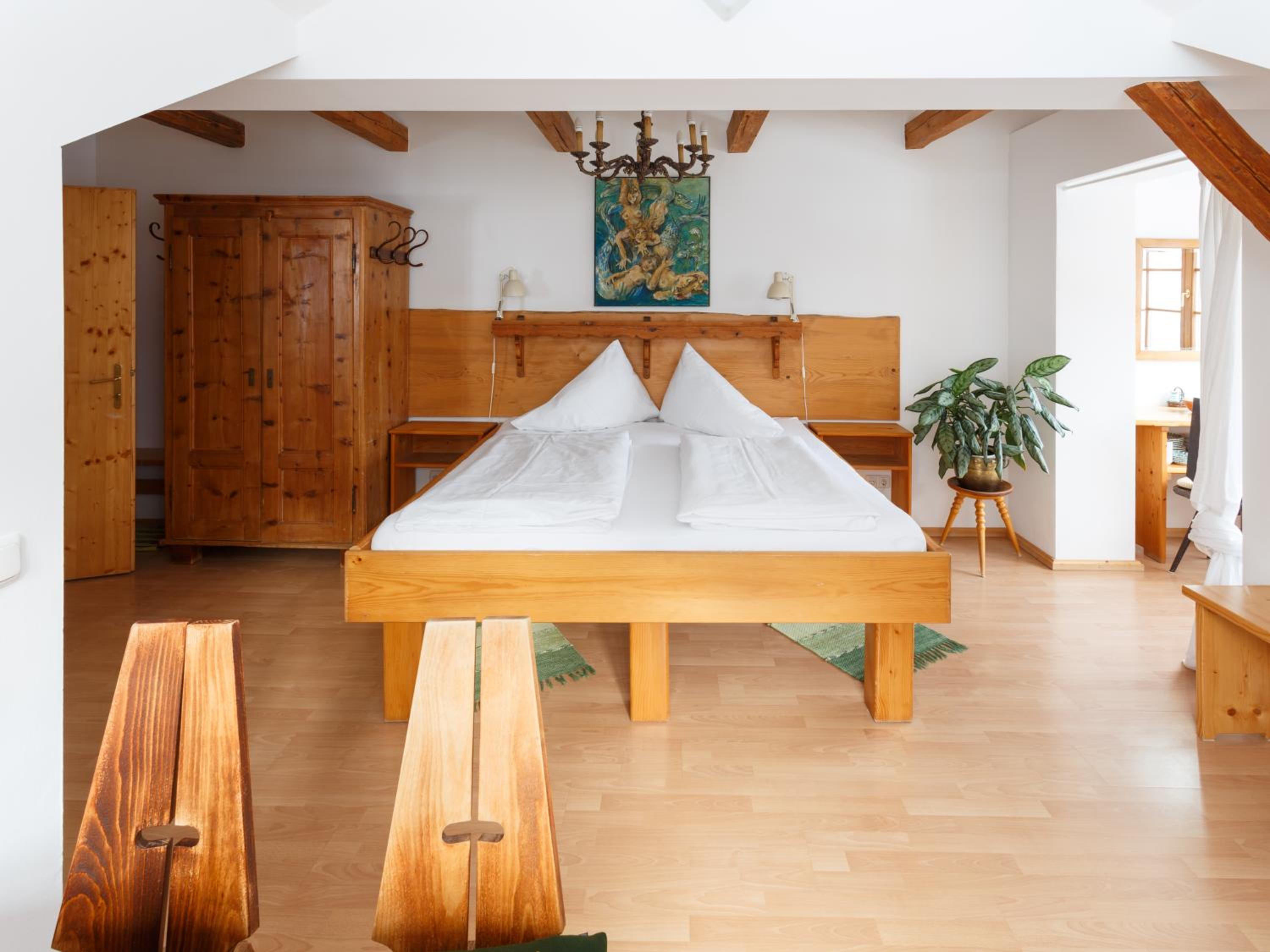 Deluxe Double Room With Lake View photo 1