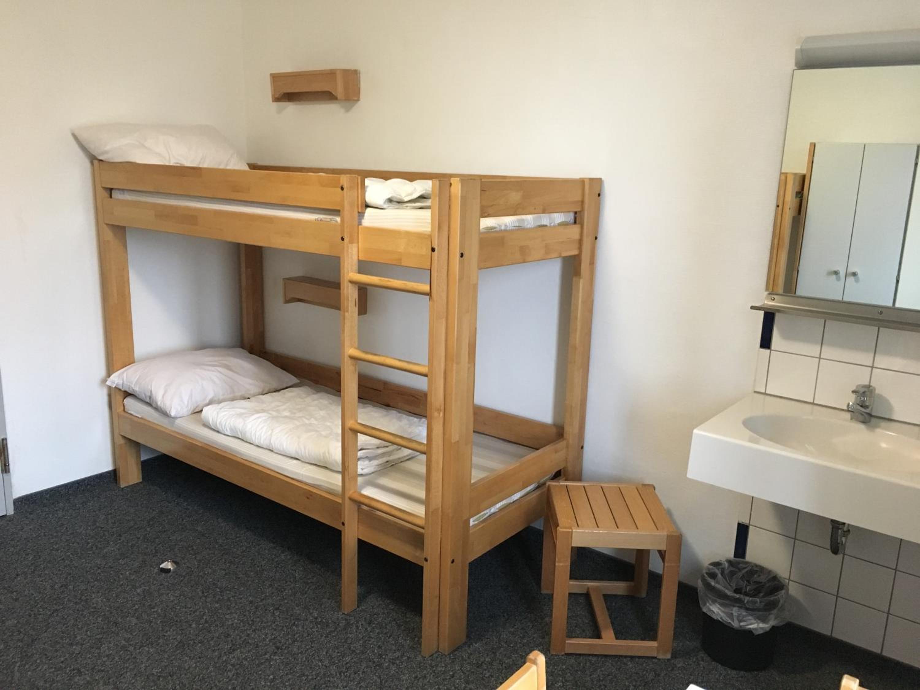 Quadruple Room with Shared Bathroom photo 3