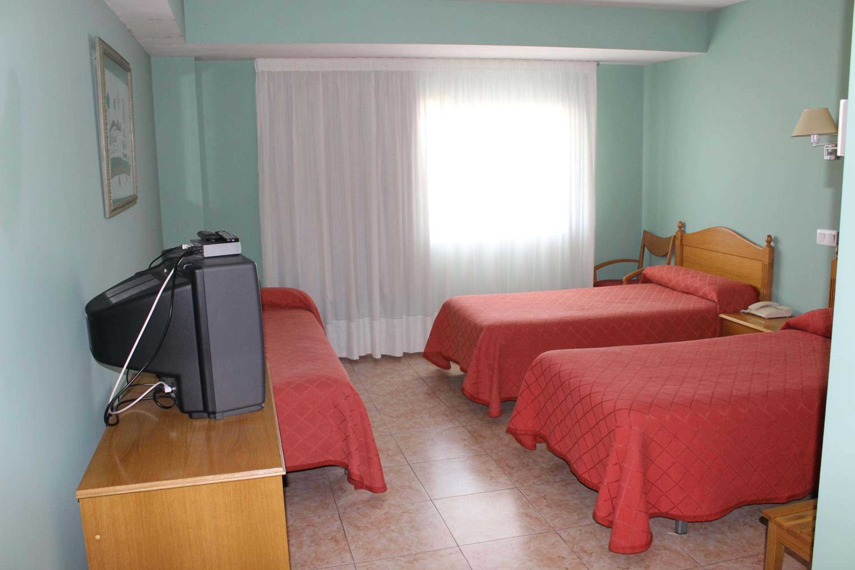 Triple Room photo 2