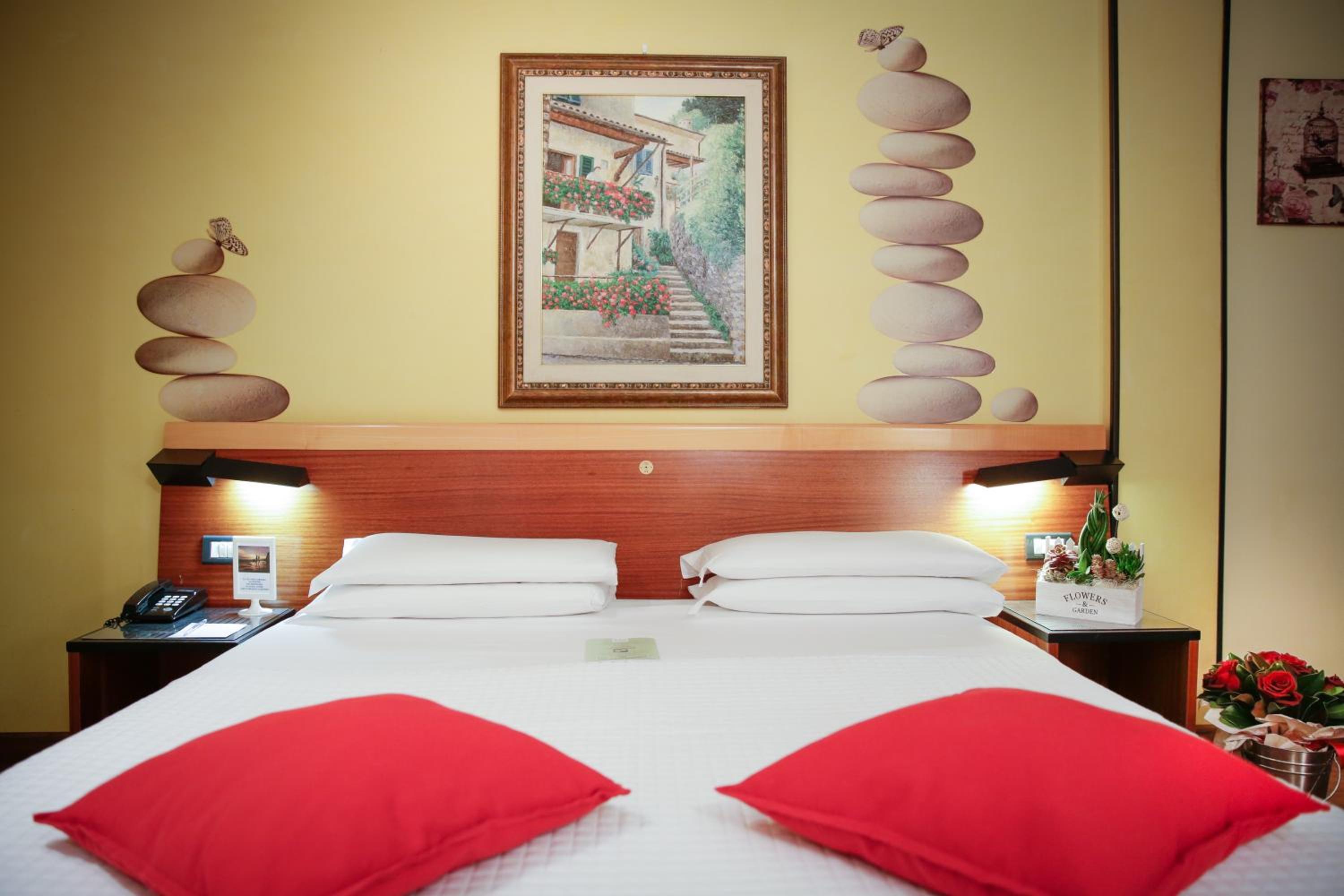 Comfort Double or Twin Room - Photo 13