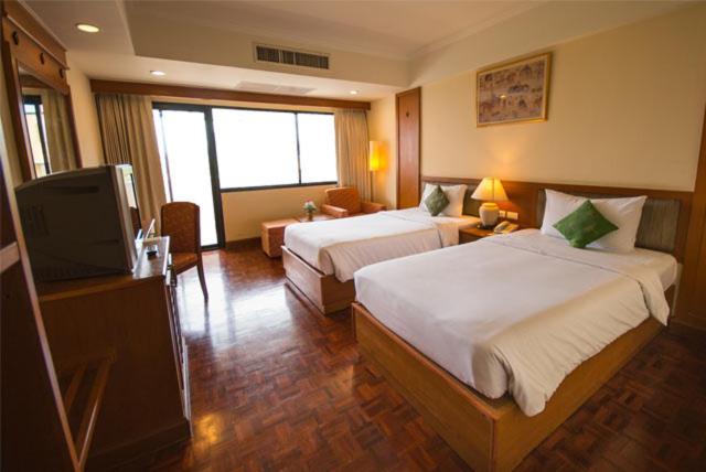 Superior Twin Room