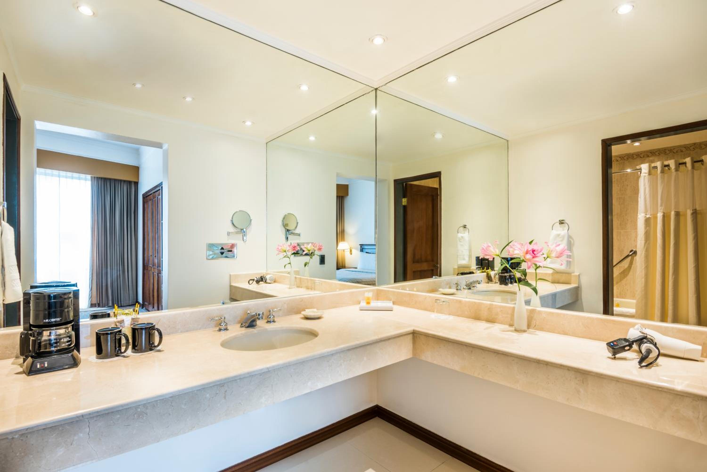 Junior Suite - Photo 3