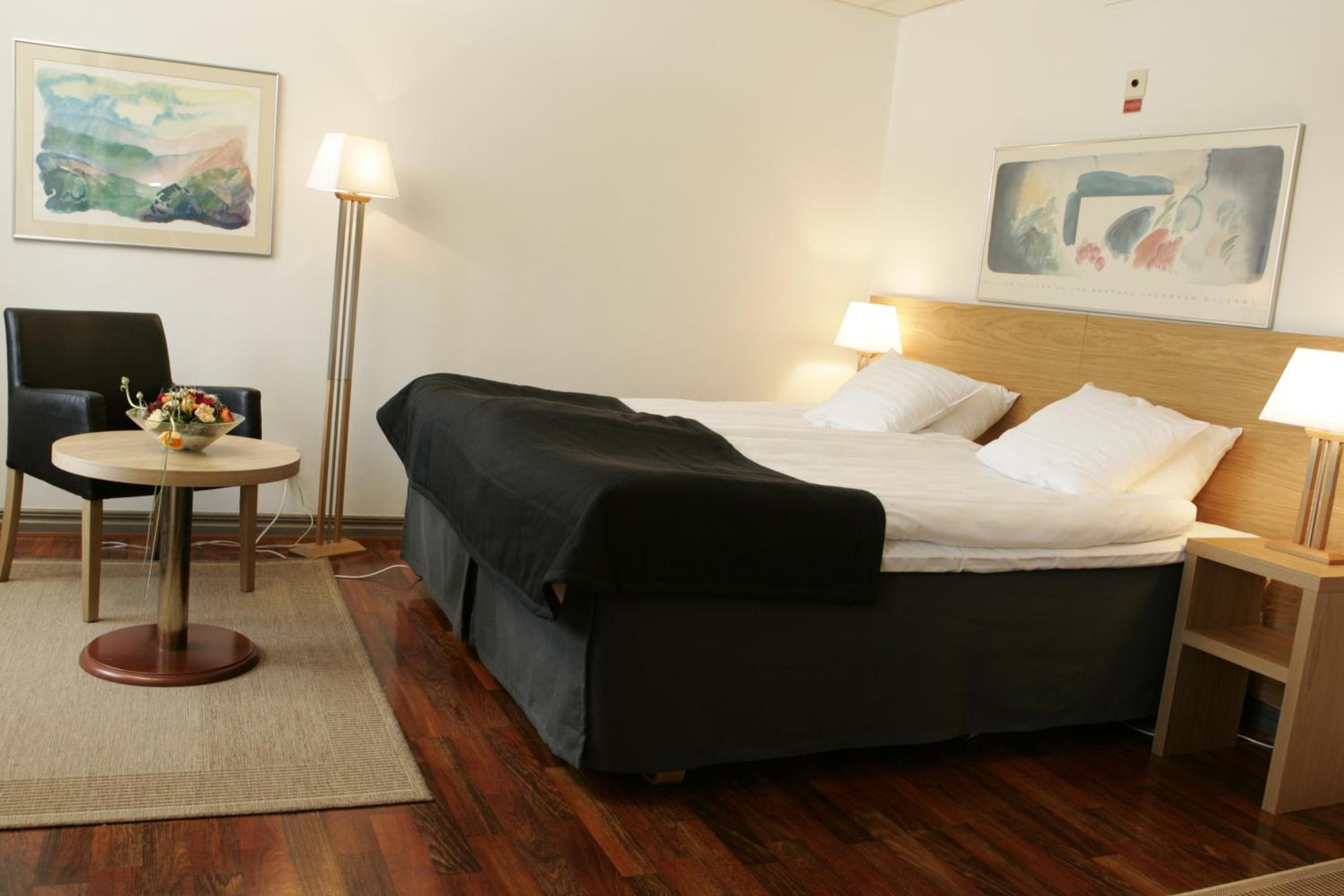 Twin Room - Photo 4