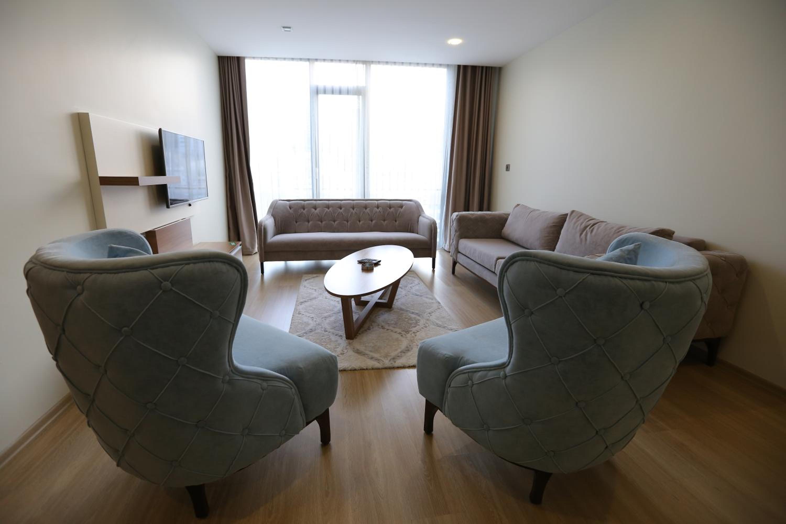 Apartment with Sofa Bed and City View photo 2