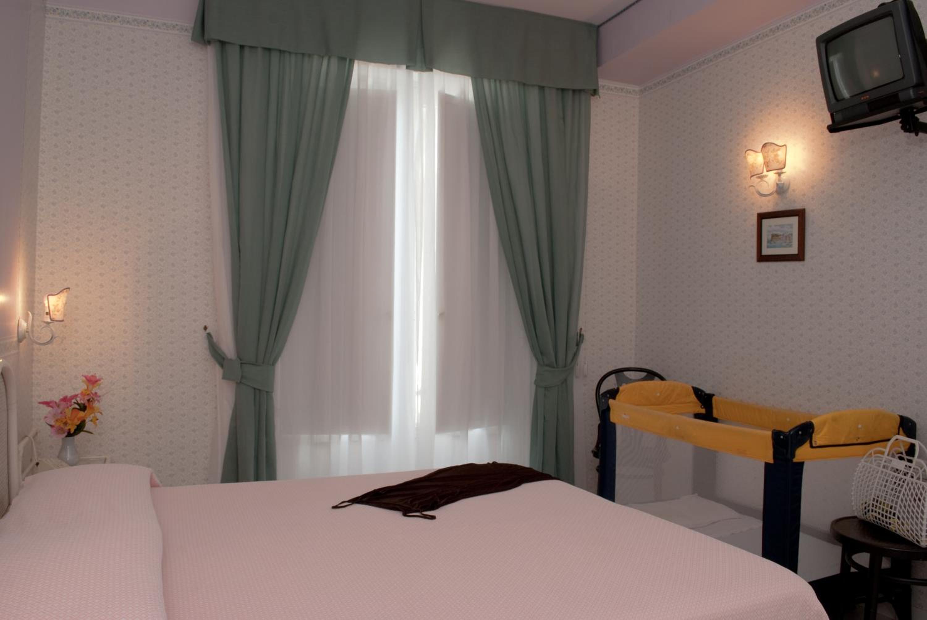 Cozy and inviting space for a restful stay.