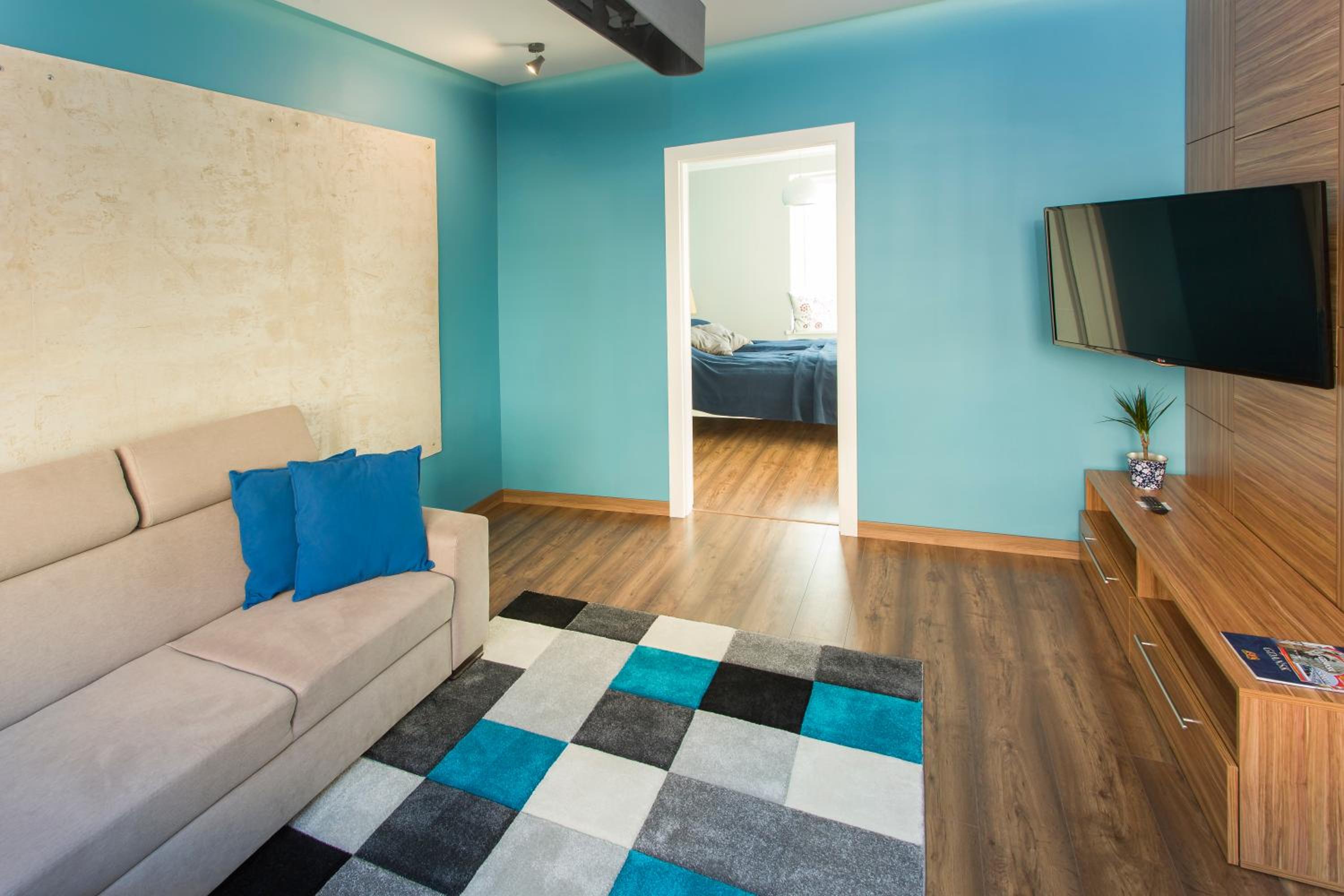 Apartment with Garden View Za Murami 19 a Street - Photo 5