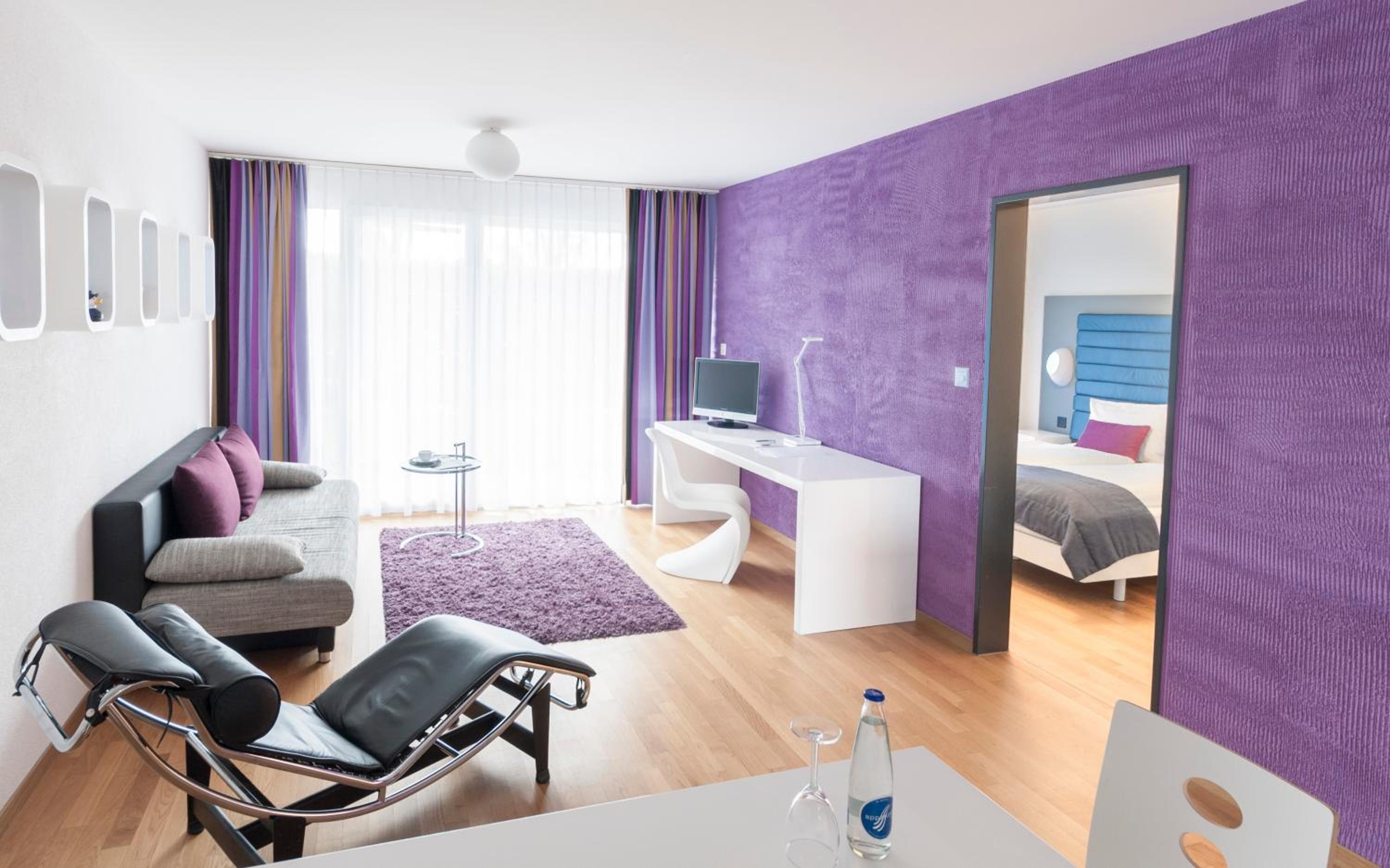Two-Bedroom Apartment - Pet Friendly - Photo 1