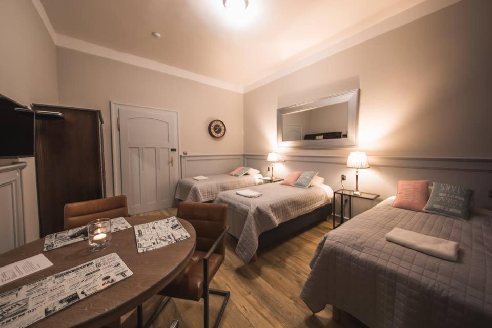 Triple Room With Shared Bathroom photo 3