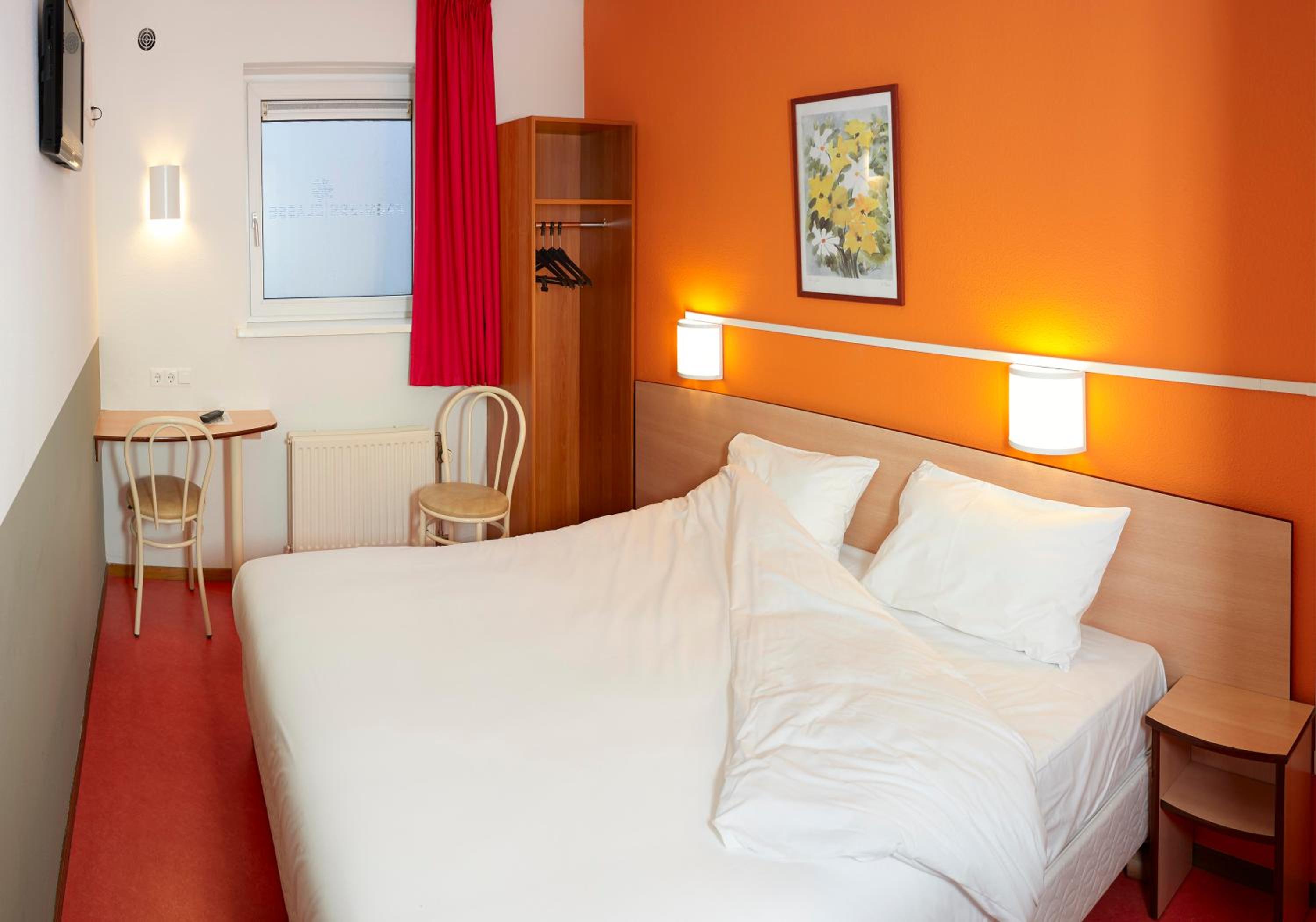 Double Room - Photo 1