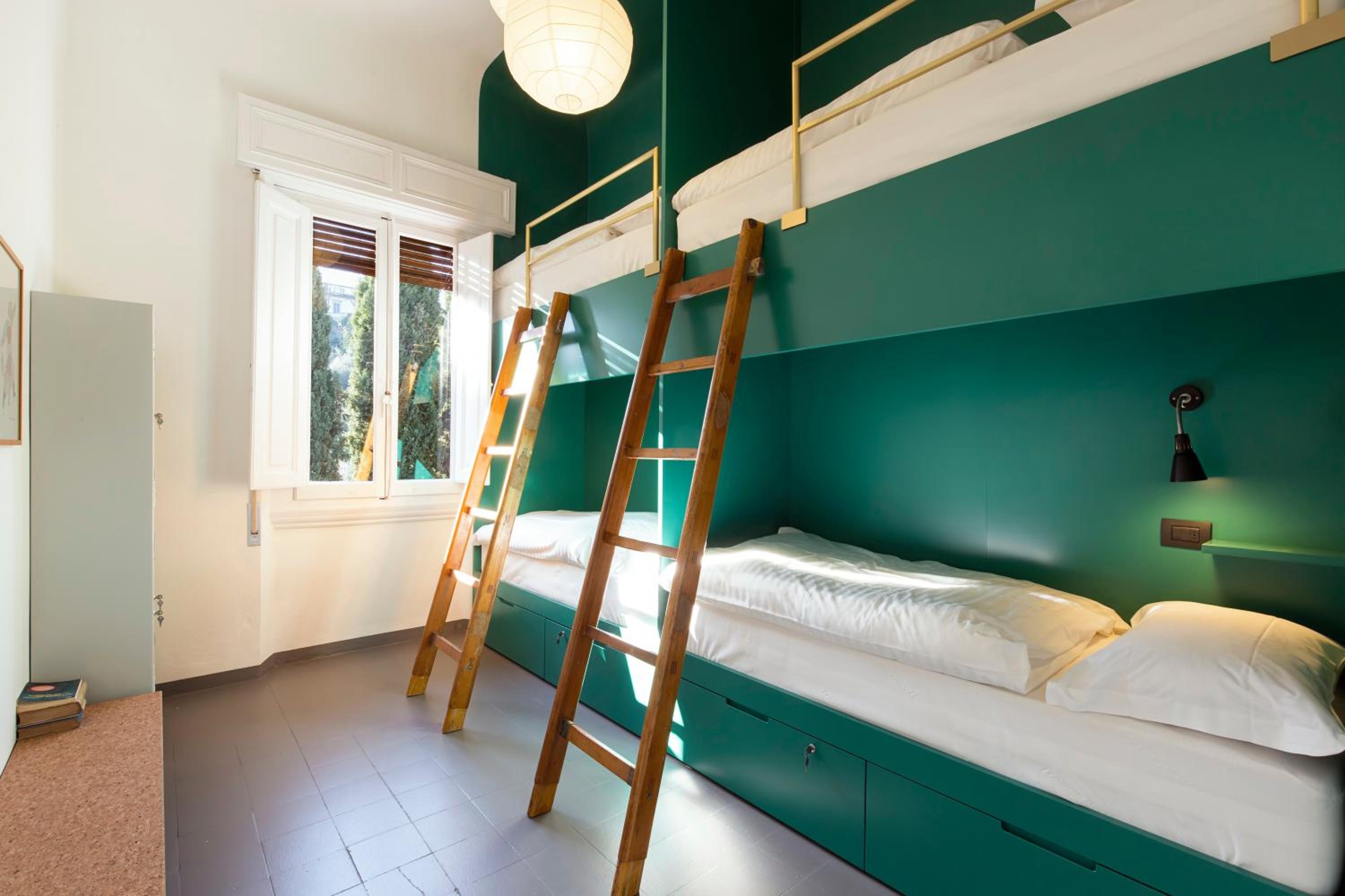 Twin Room with Private External Bathroom photo 1