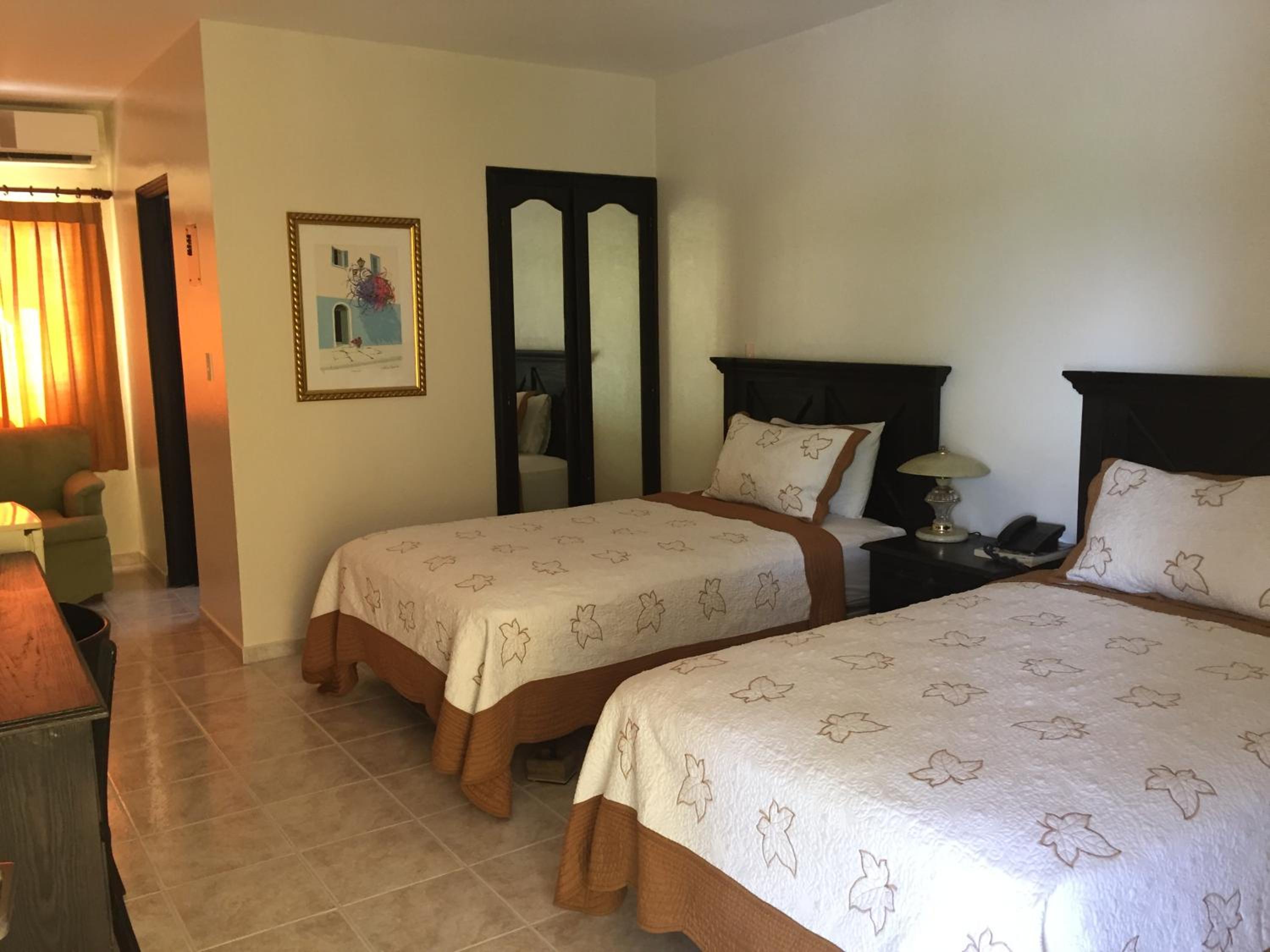 Standard Twin Room photo 1