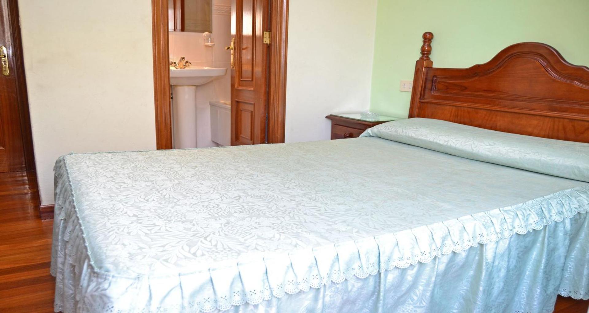 Single Room with Balcony photo 3