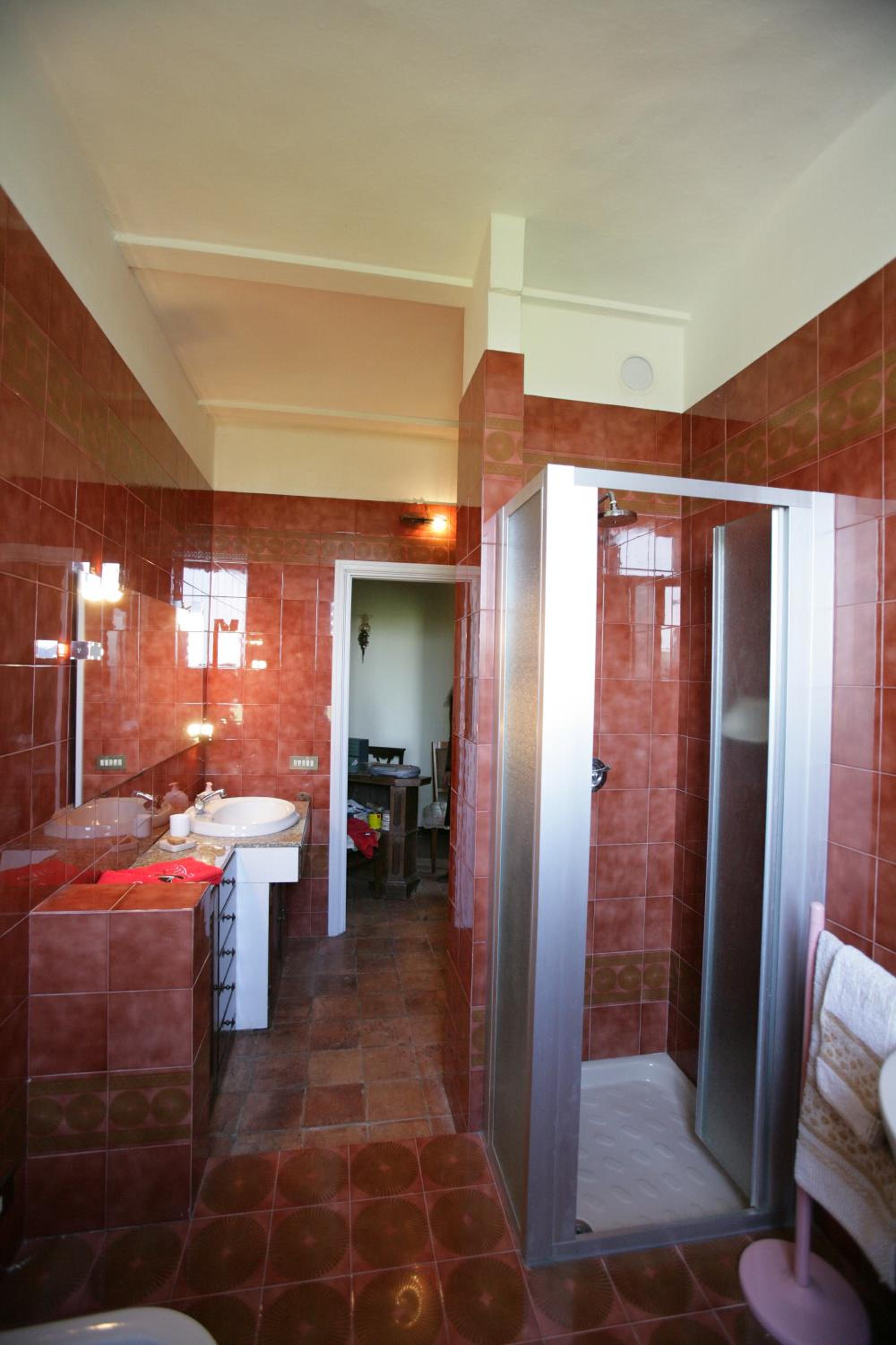Double or Twin Room - Photo 3