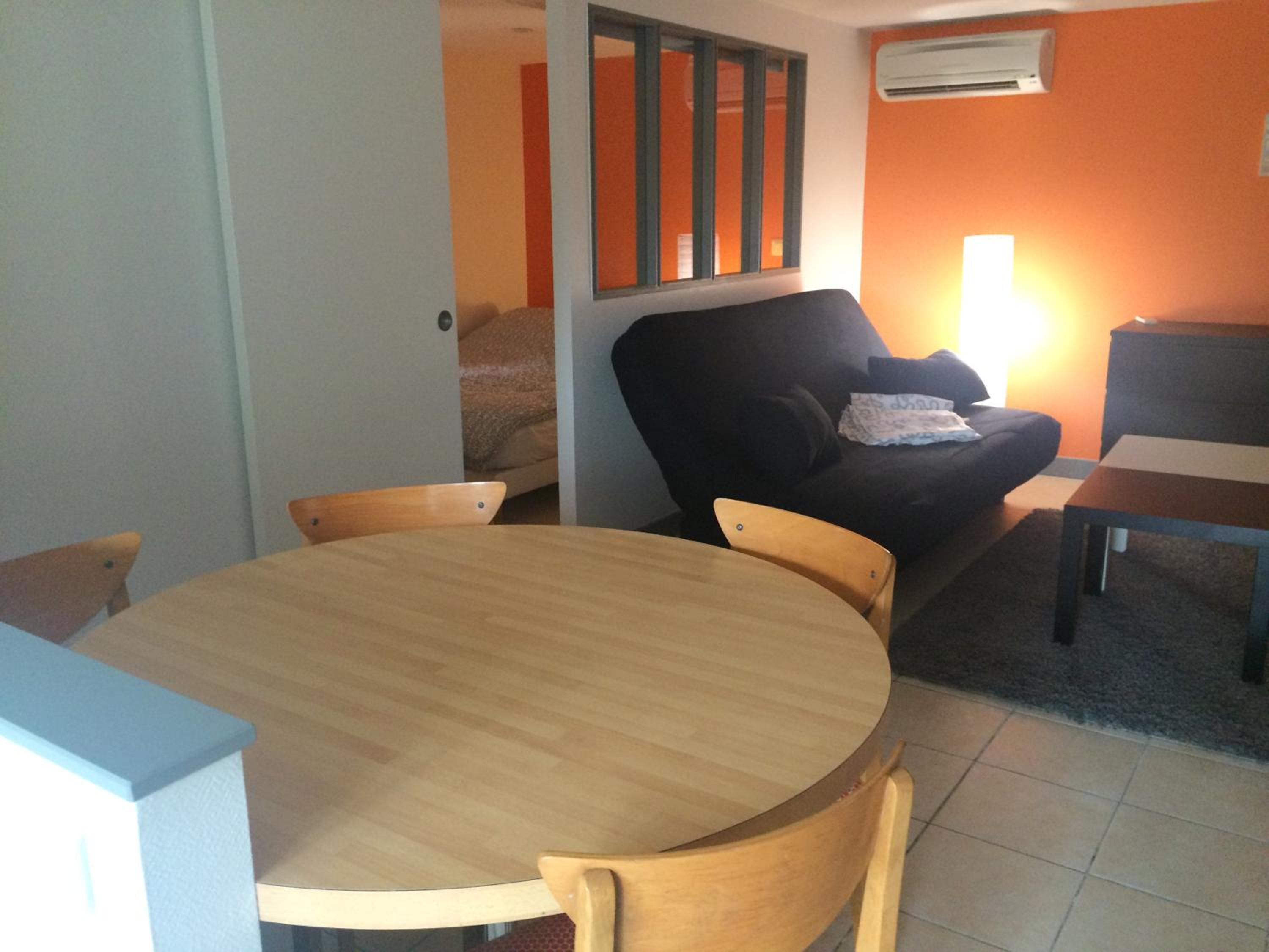 Independant Apartment - Photo 10
