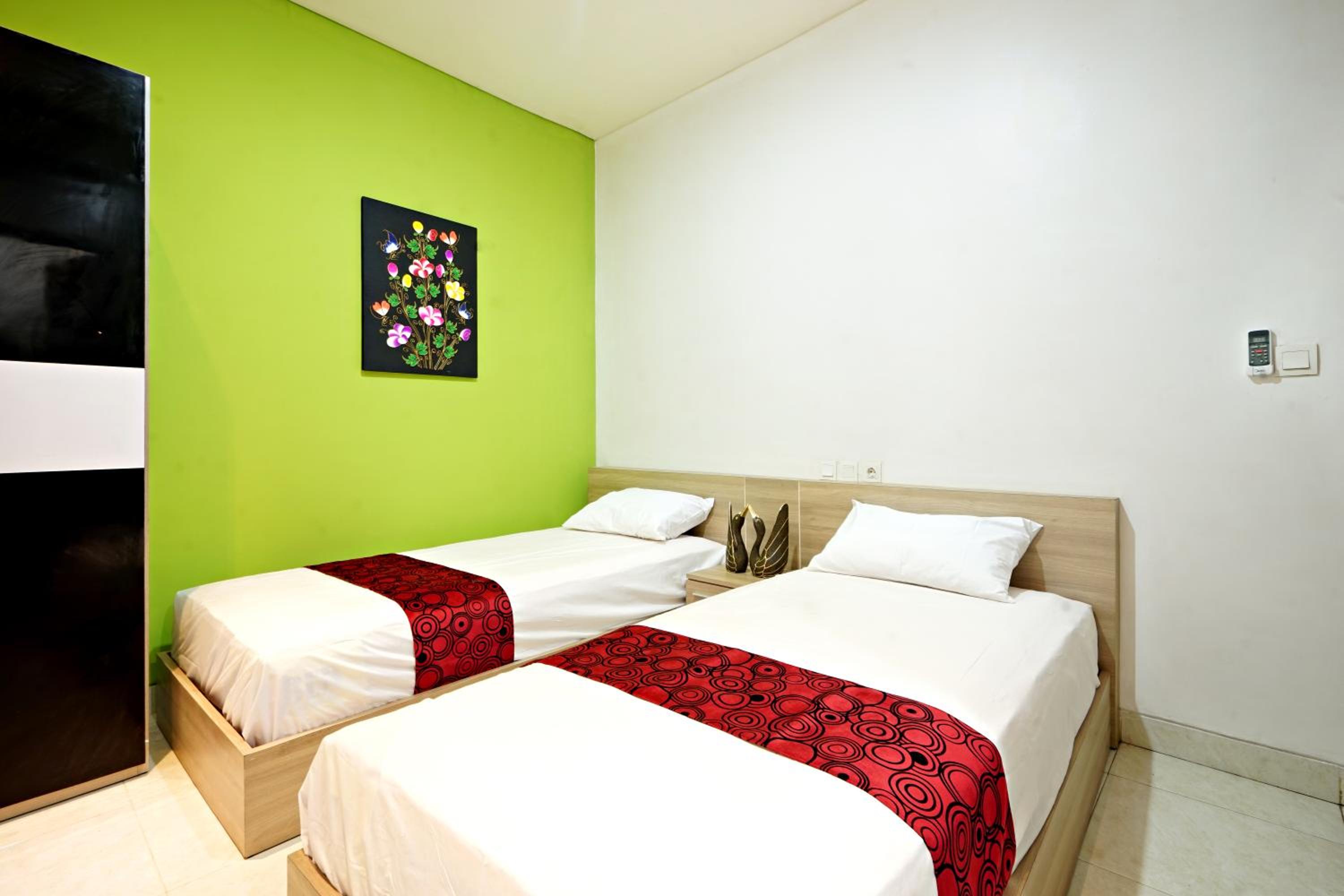 Deluxe Twin Room - Photo 8