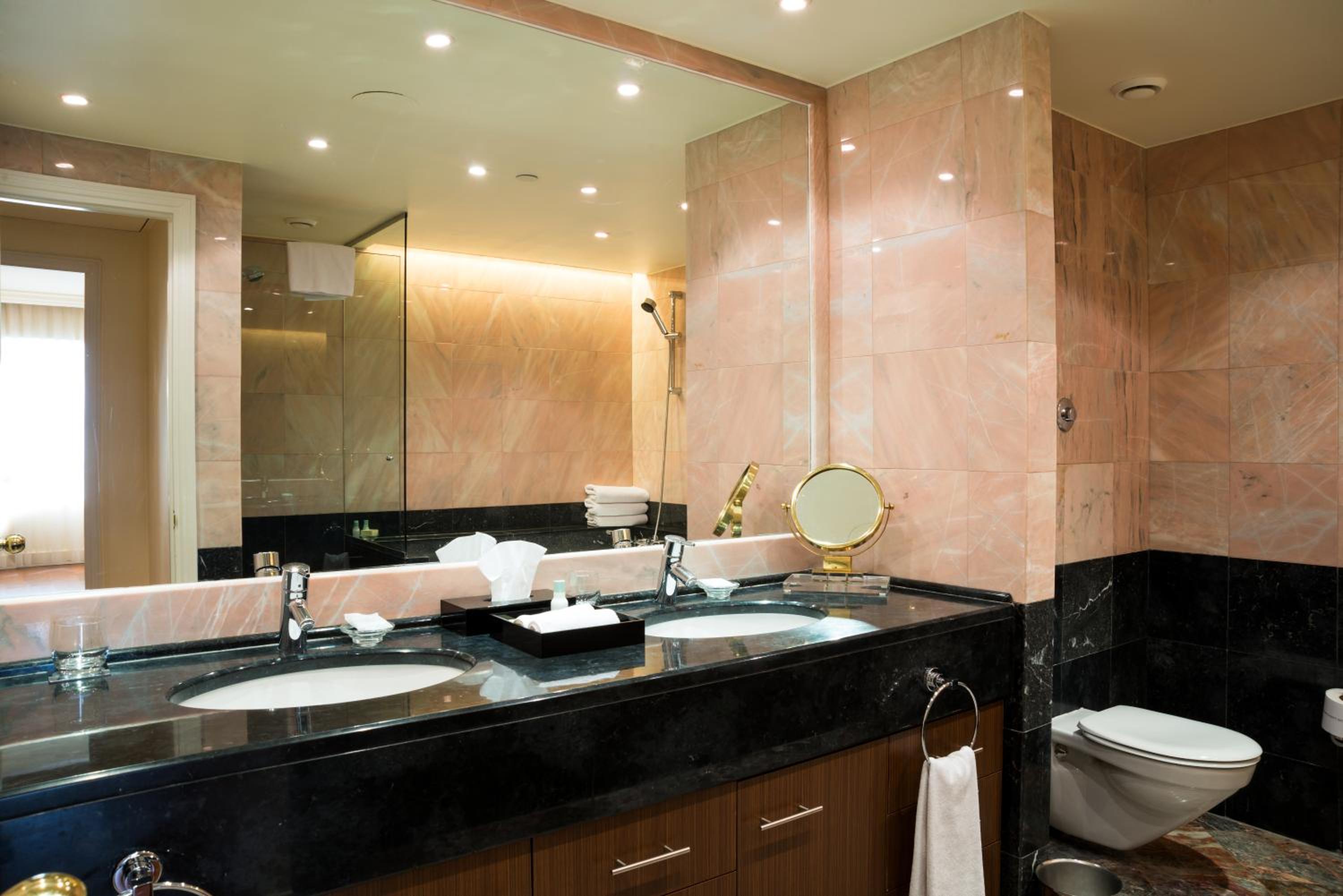 Three-Bedroom Suite with Terrace and Bosphorus View