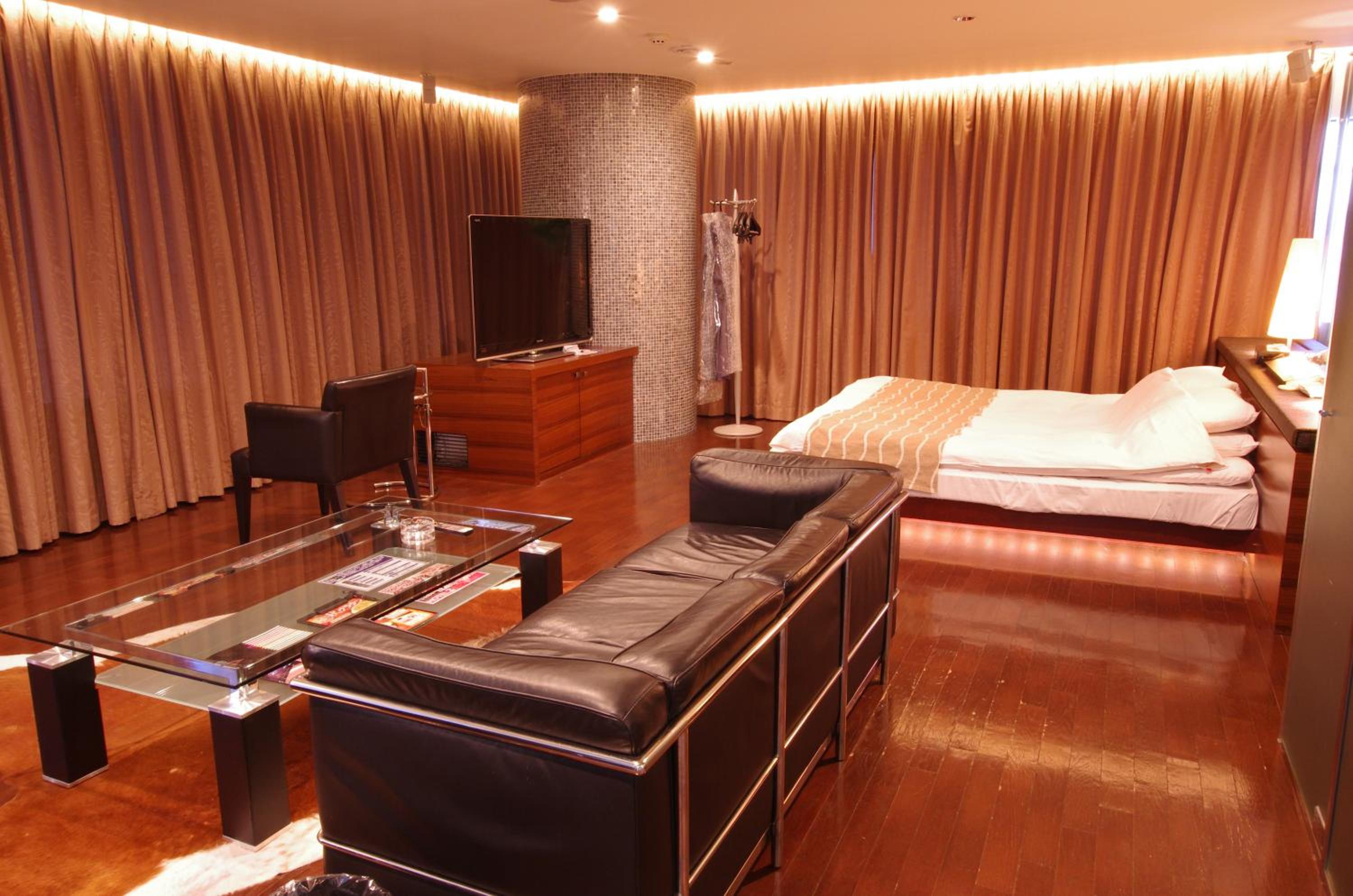 Luxury Double Room - Smoking - 15:00 Check in - Photo 25