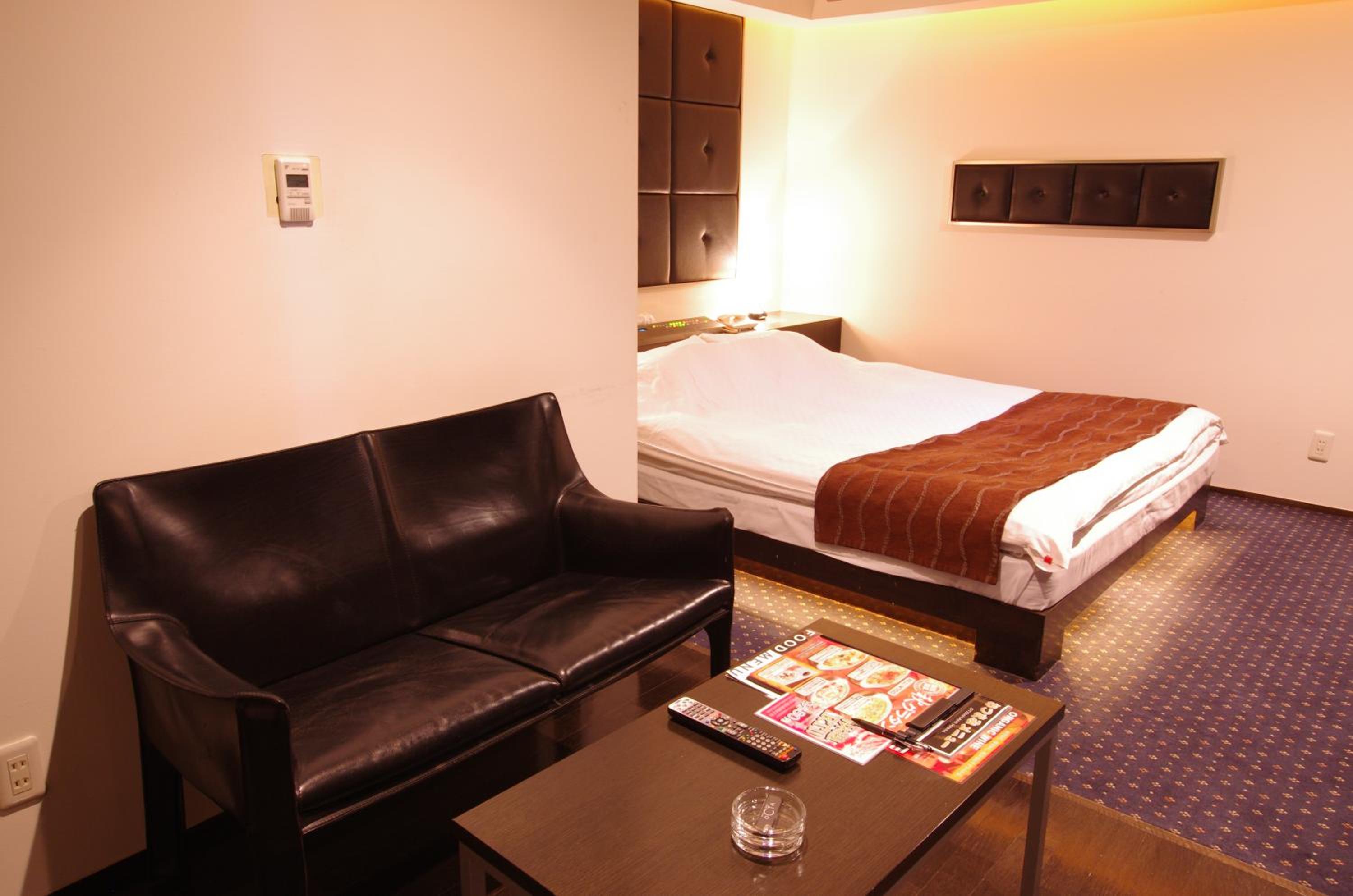 Double Room - Non-Smoking - 15:00 Check in - Photo 6
