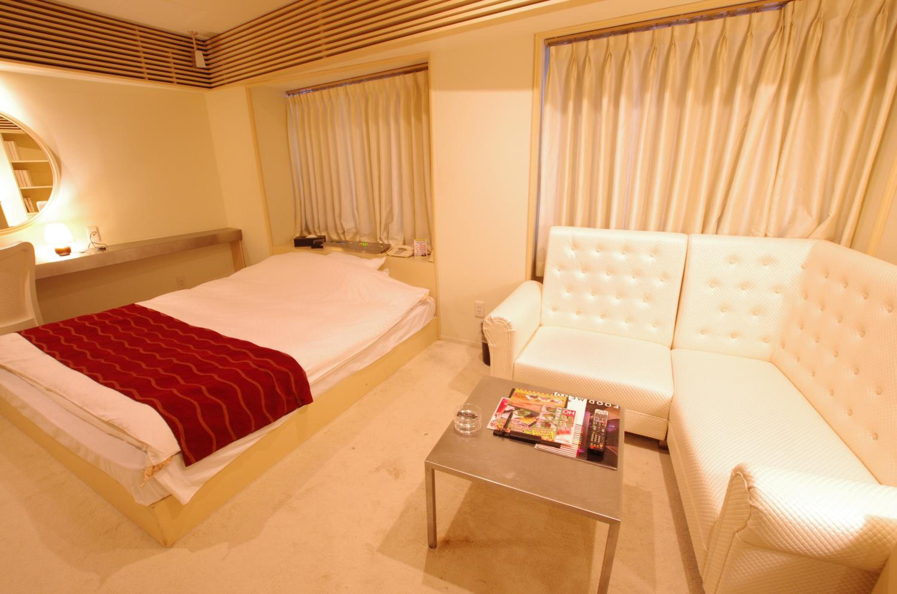 Deluxe Double Room - Non Smoking - 15:00 Check in - Photo 6