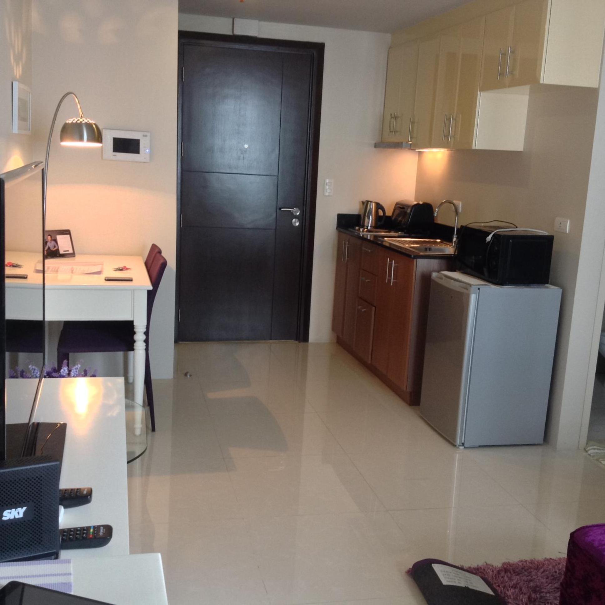 Studio with Balcony - Photo 22