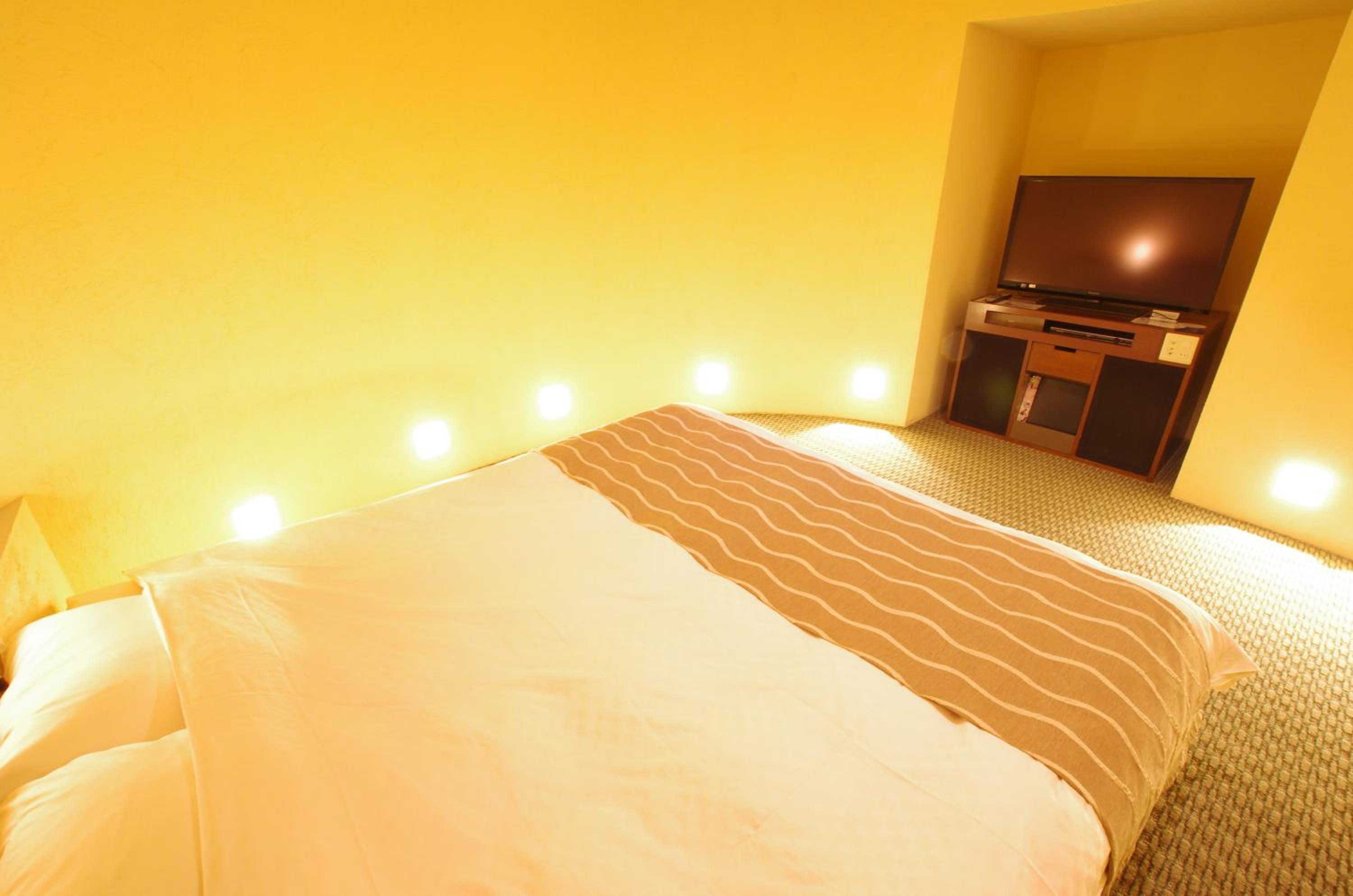 Superior Double Room - Smoking - 15:00 Check in - Photo 15