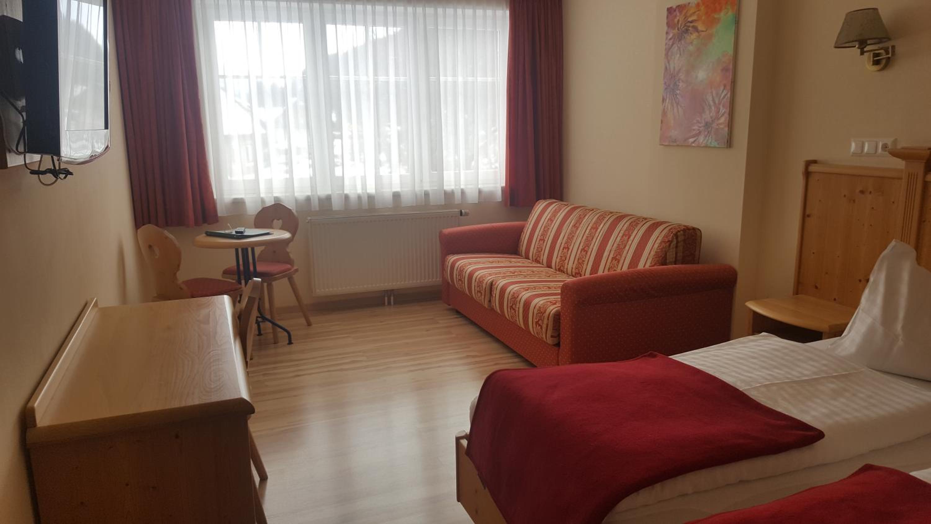 Large Double Room photo 2