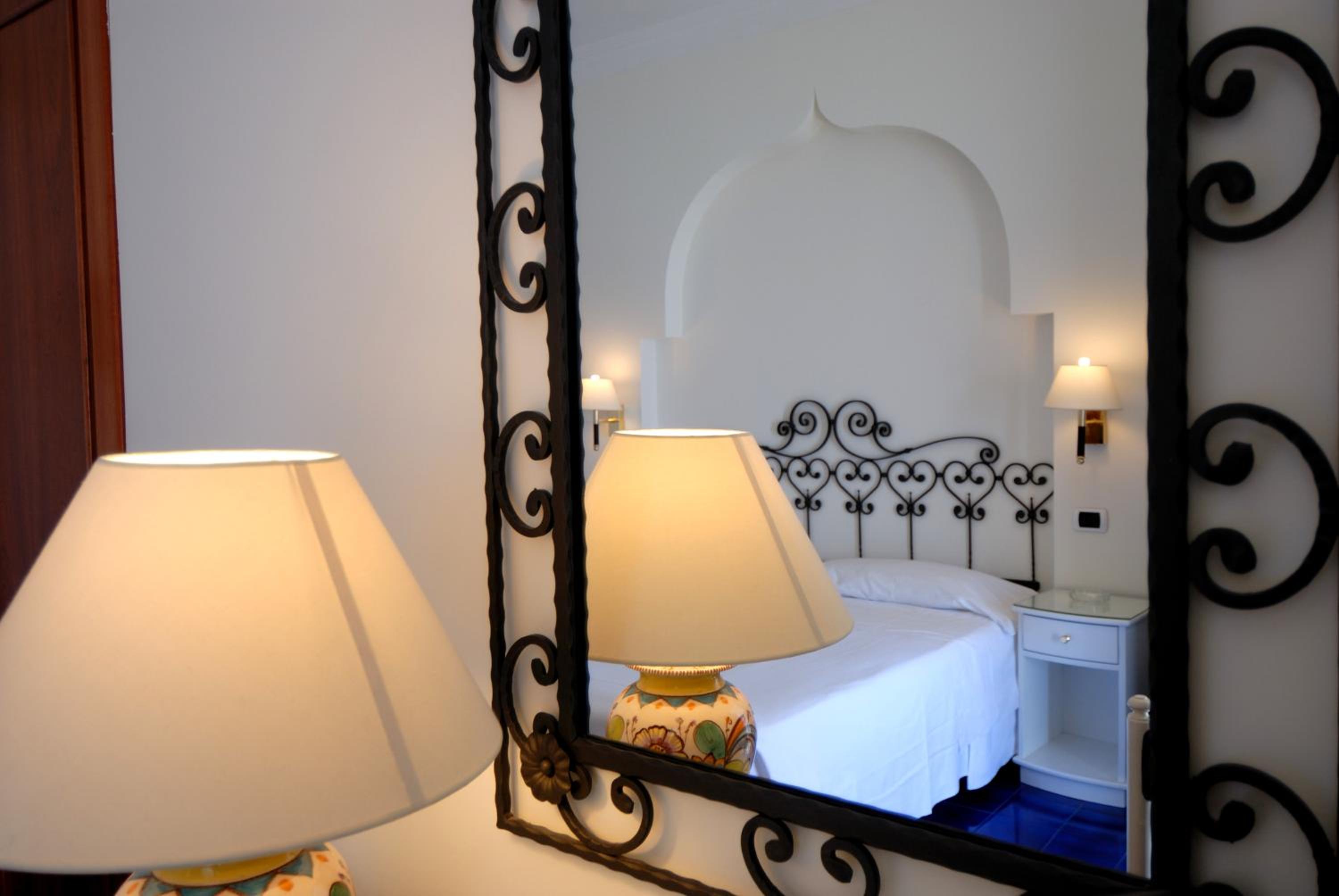 Standard Double Room No Sea View - Photo 1